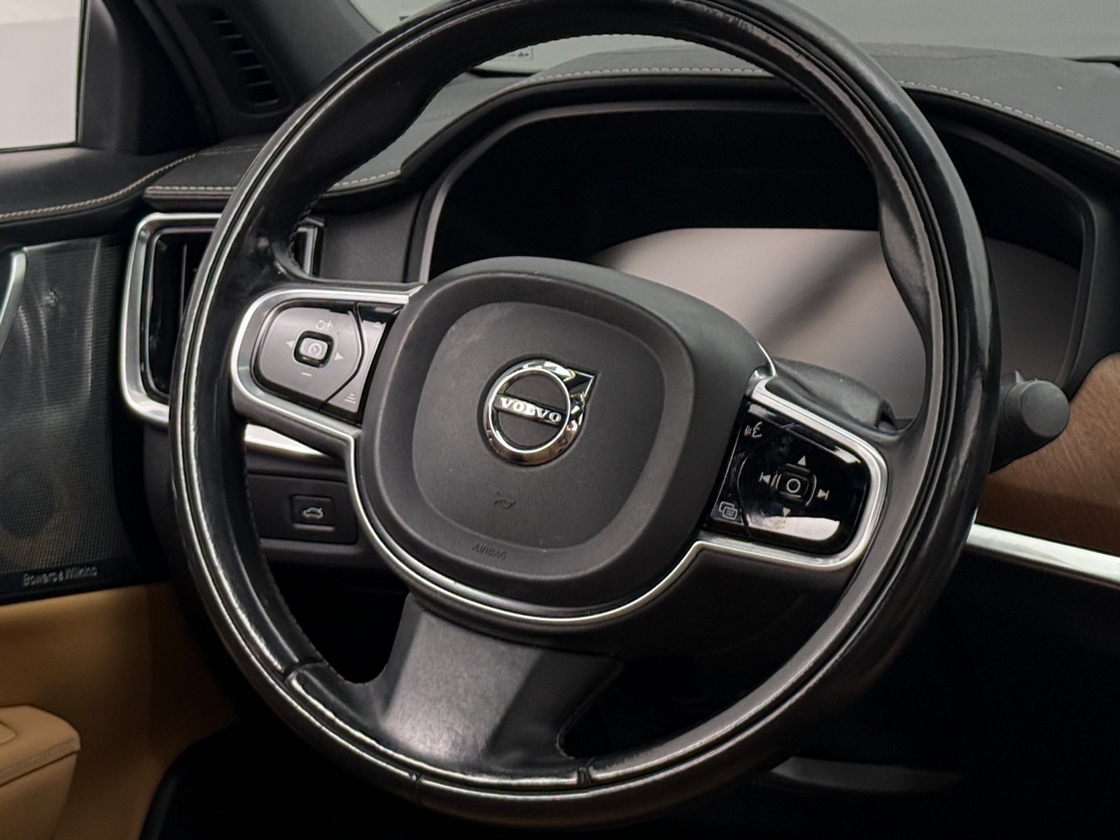 Thumbnail: 2017 Volvo S90 - 4