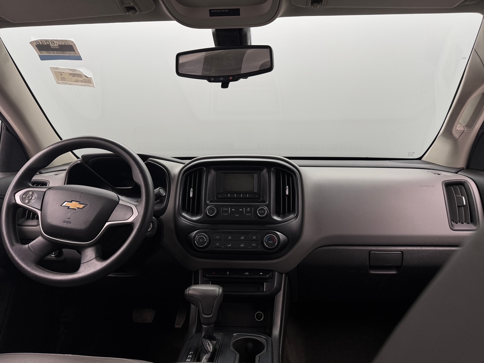 Thumbnail: 2016 Chevrolet Colorado - 3