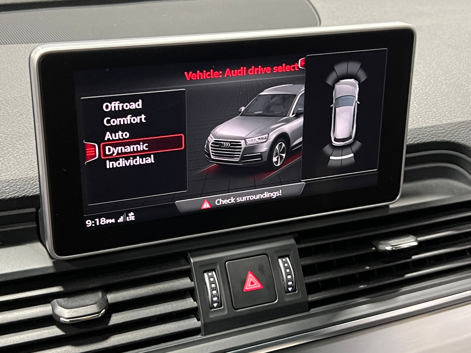 Thumbnail: 2019 Audi SQ5 - 3