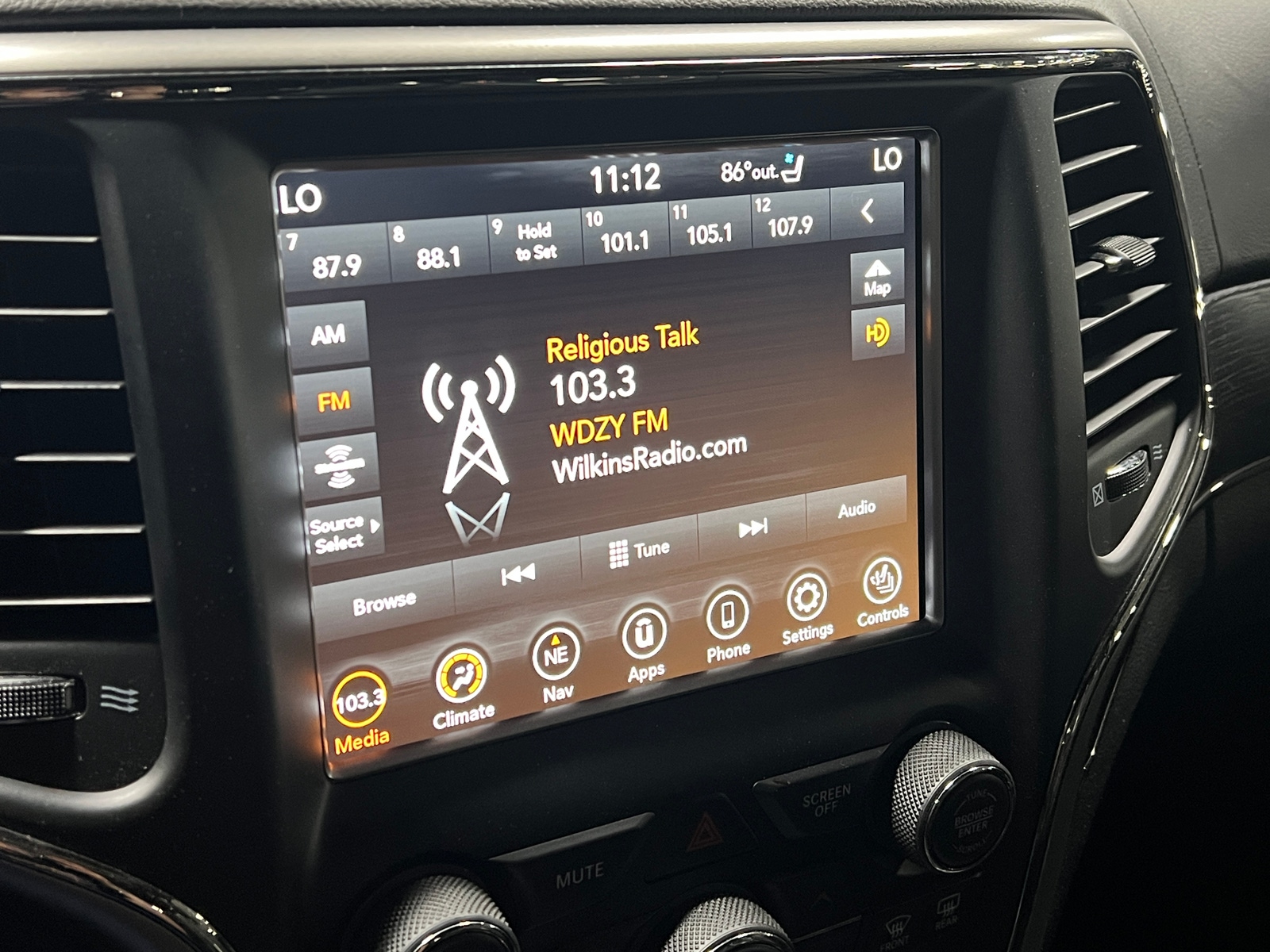 Thumbnail: 2018 Jeep Grand Cherokee - 3