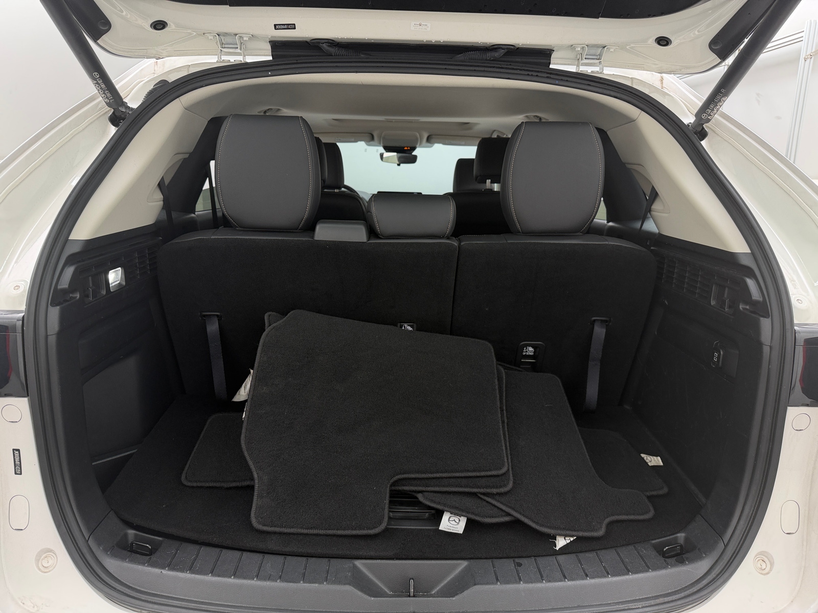 Thumbnail: 2024 Mazda CX-90 - 6