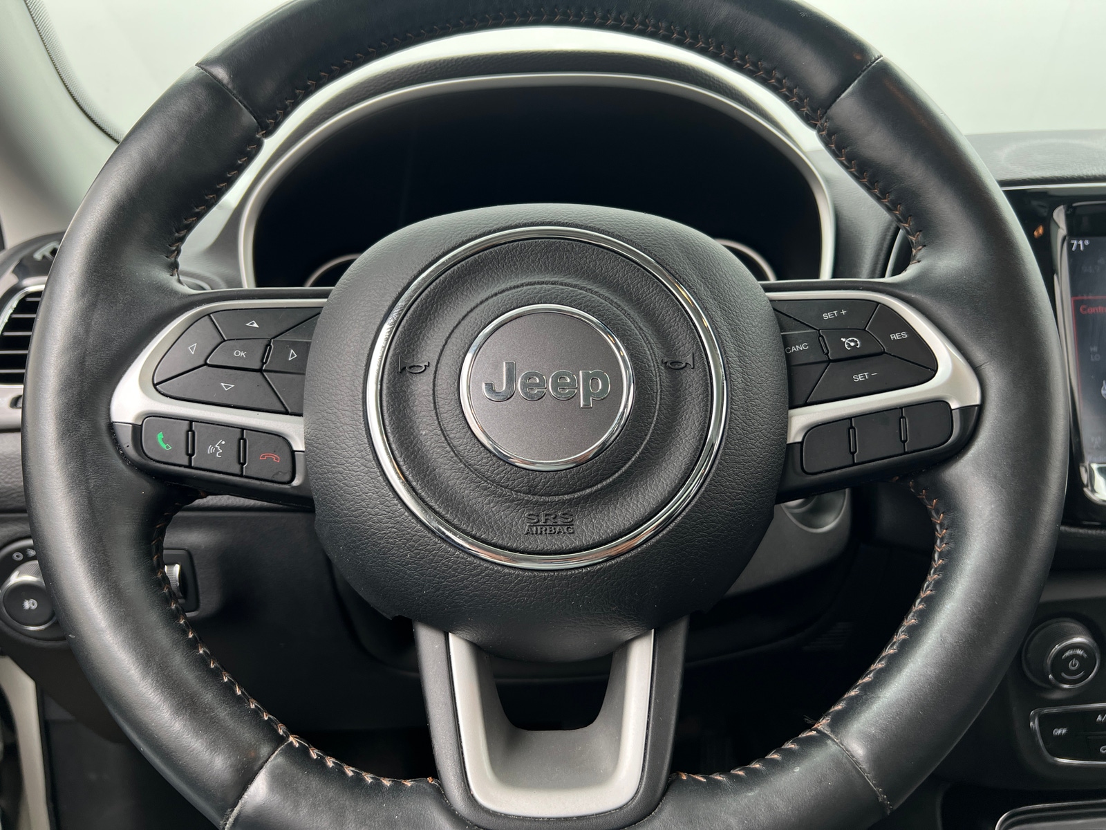 Thumbnail: 2017 Jeep Compass - 4