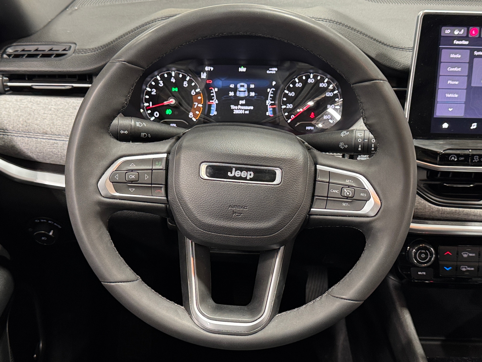 Thumbnail: 2023 Jeep Compass - 5