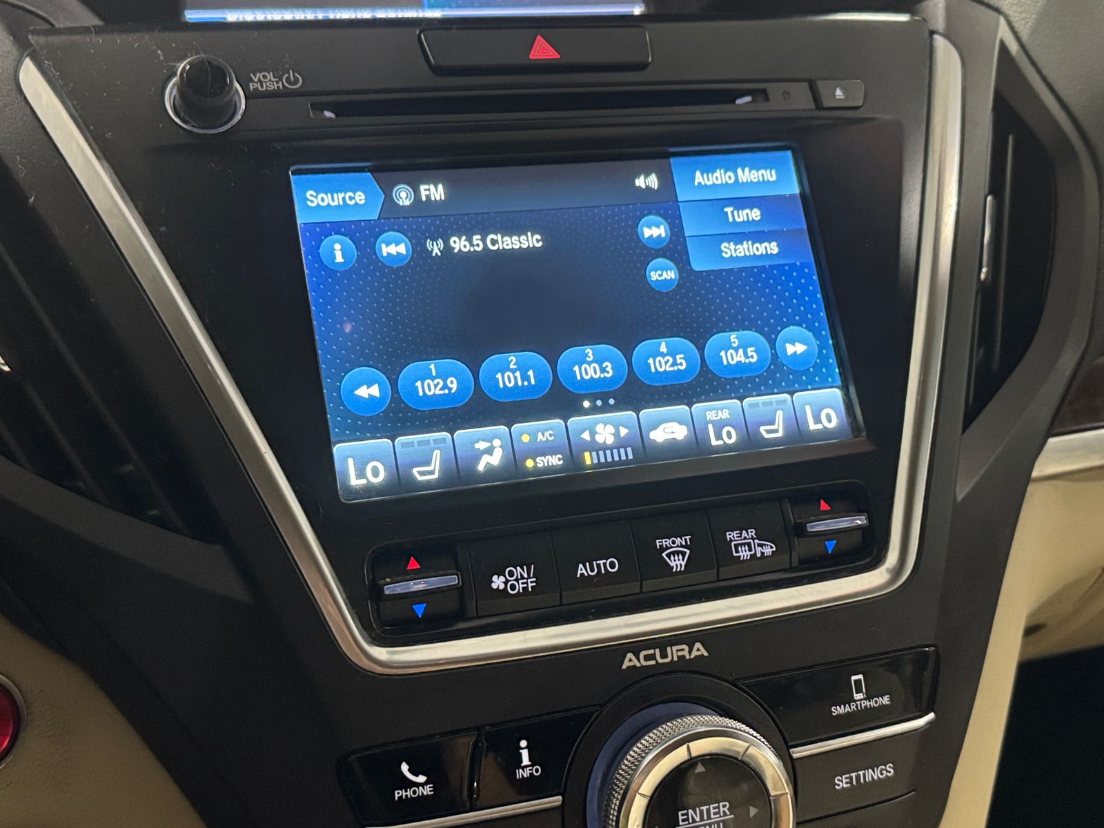 Thumbnail: 2020 Acura MDX - 3