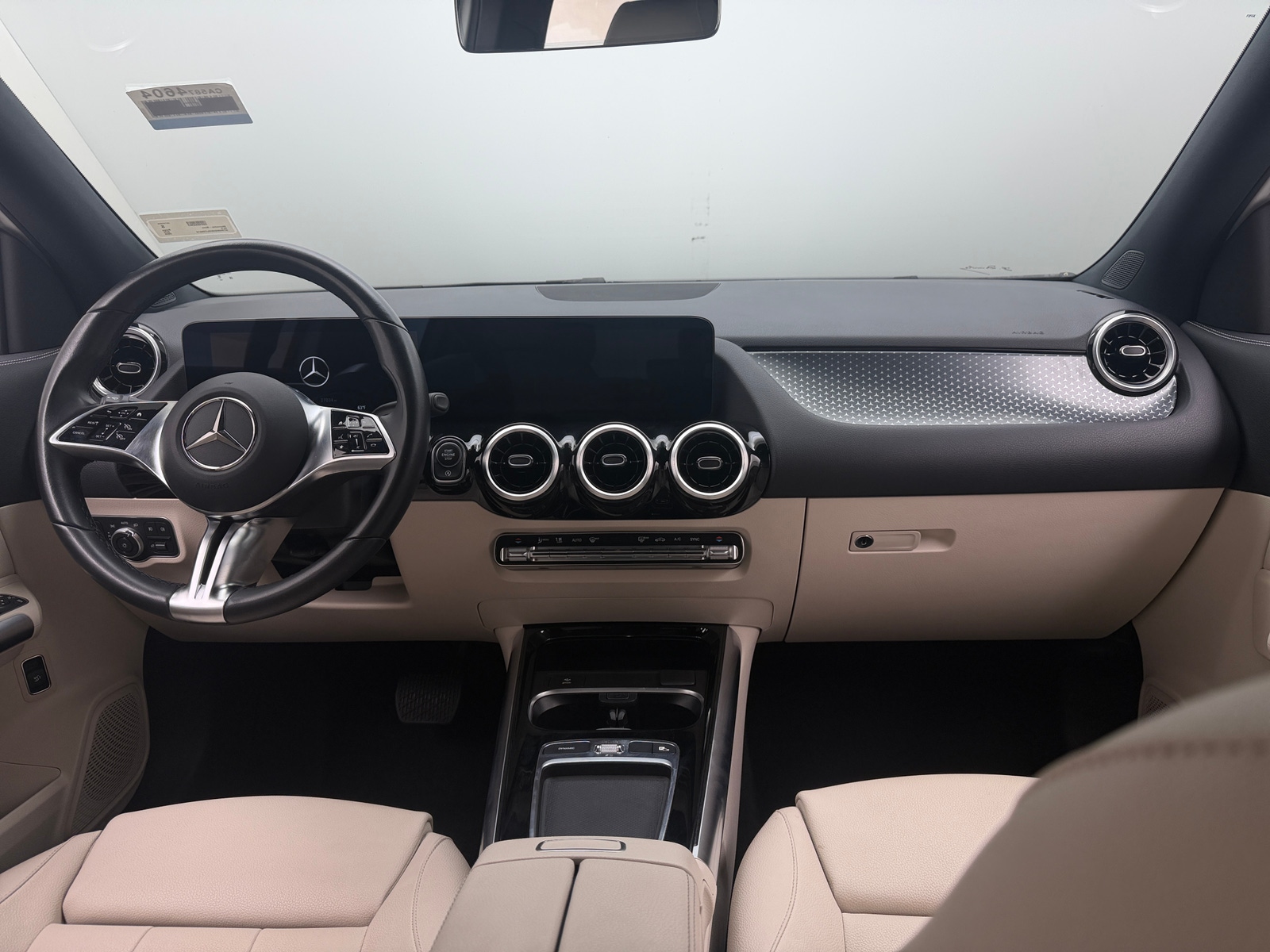 Thumbnail: 2025 Mercedes-Benz GLA - 2