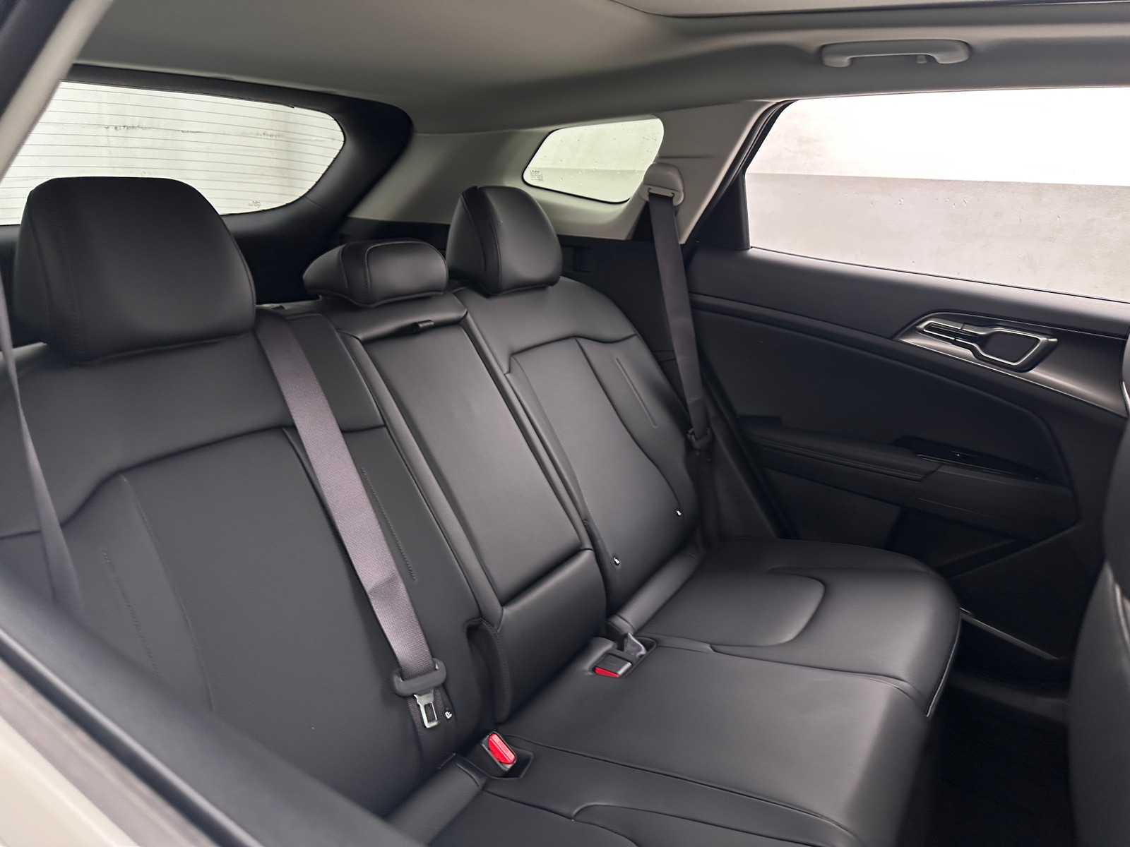 Thumbnail: 2025 Kia Sportage - 5