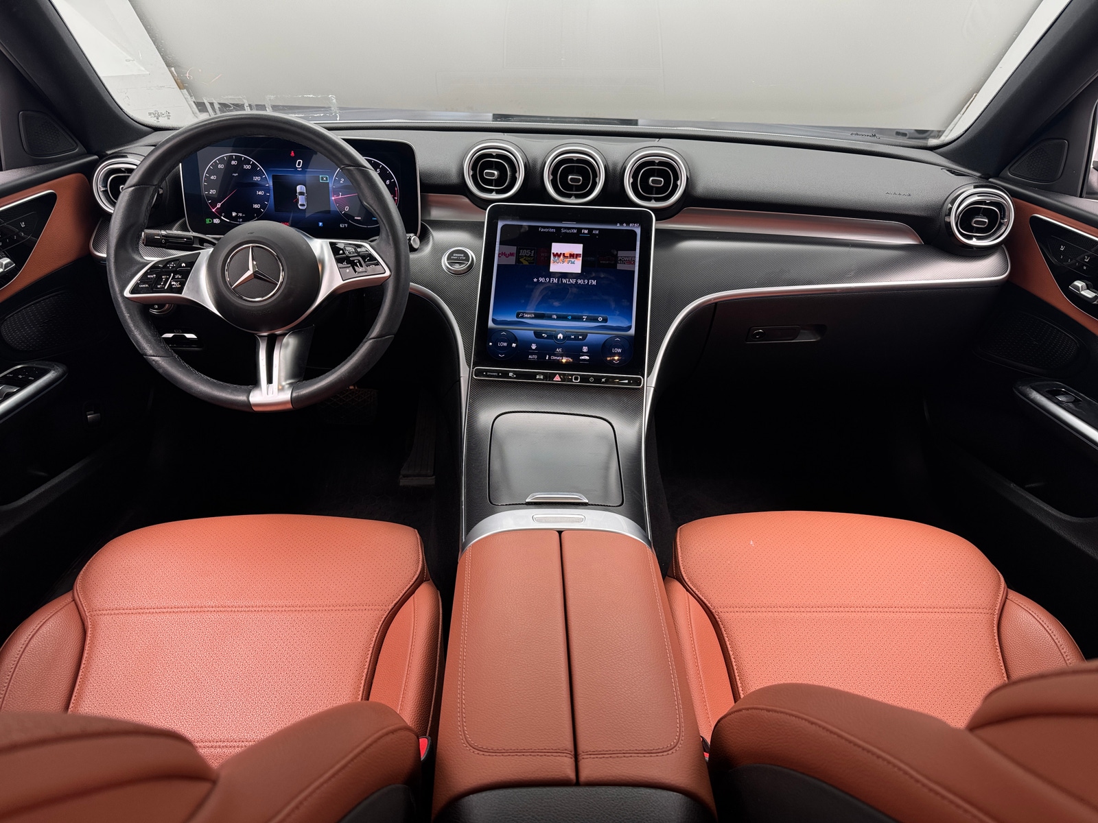 Thumbnail: 2023 Mercedes-Benz C-Class - 2