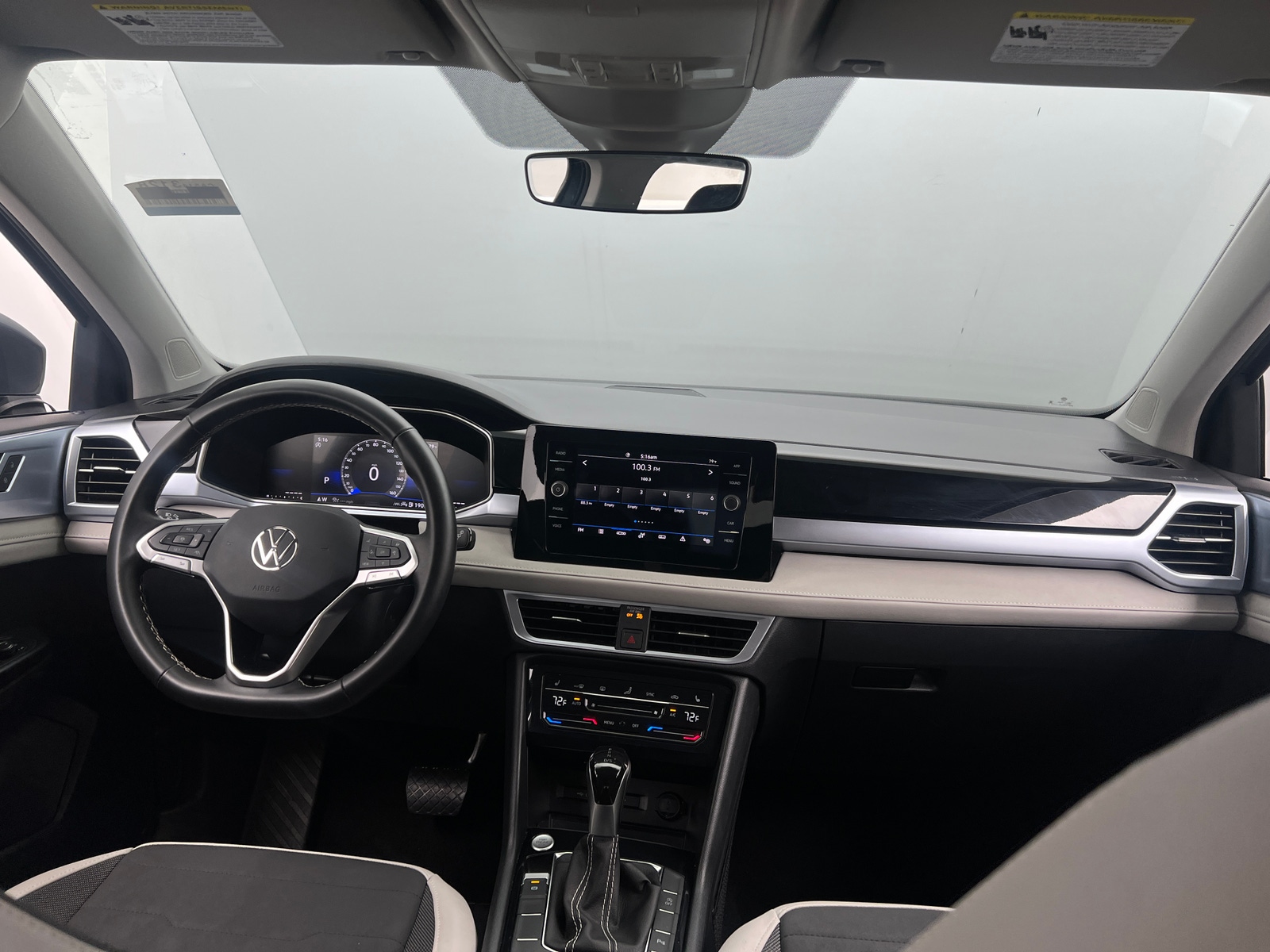 Thumbnail: 2025 Volkswagen Taos - 2
