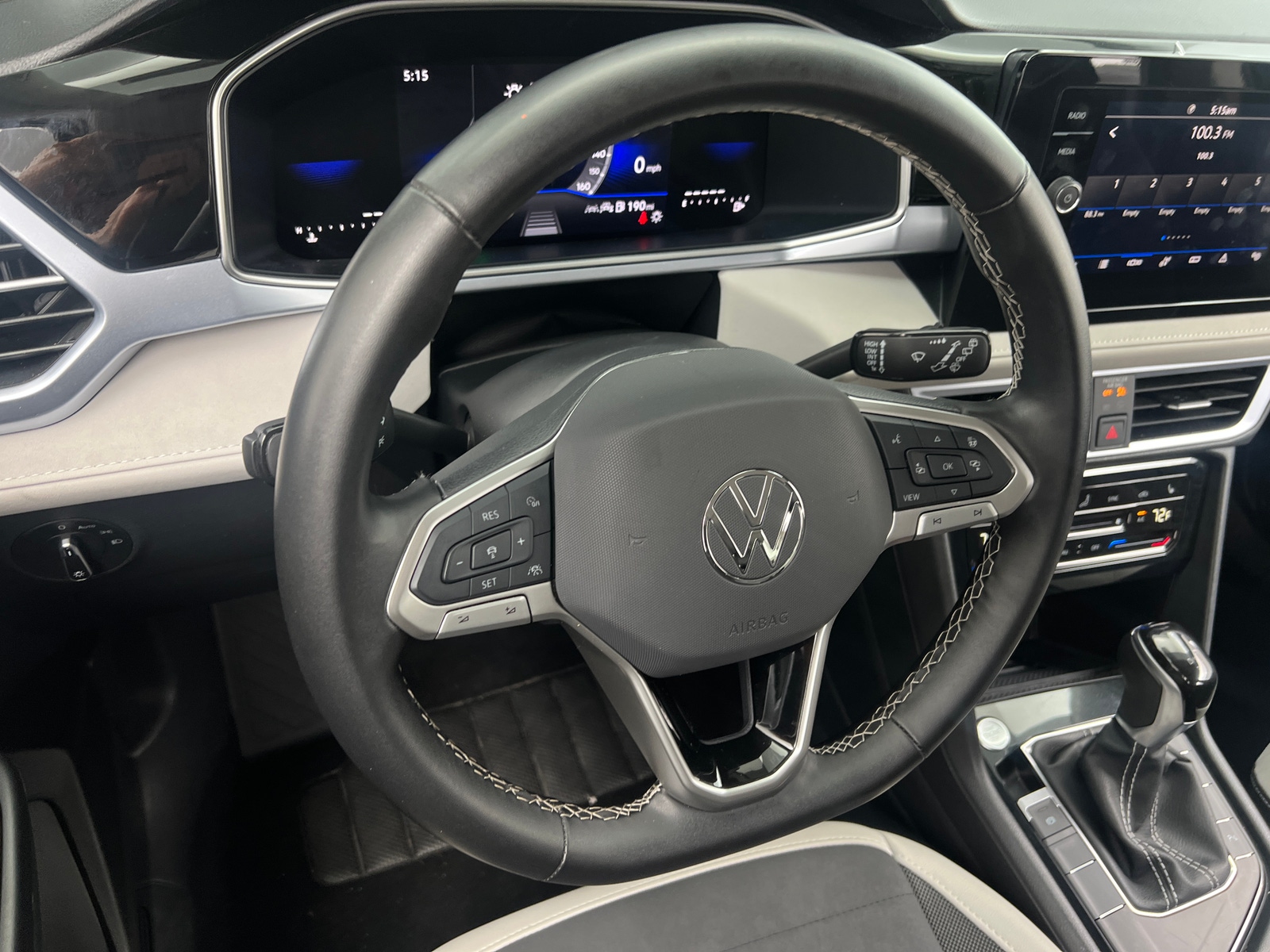 Thumbnail: 2025 Volkswagen Taos - 4