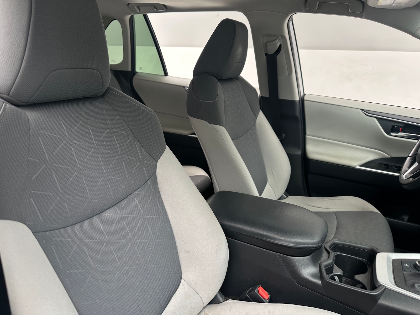 Thumbnail: 2019 Toyota RAV4 - 2