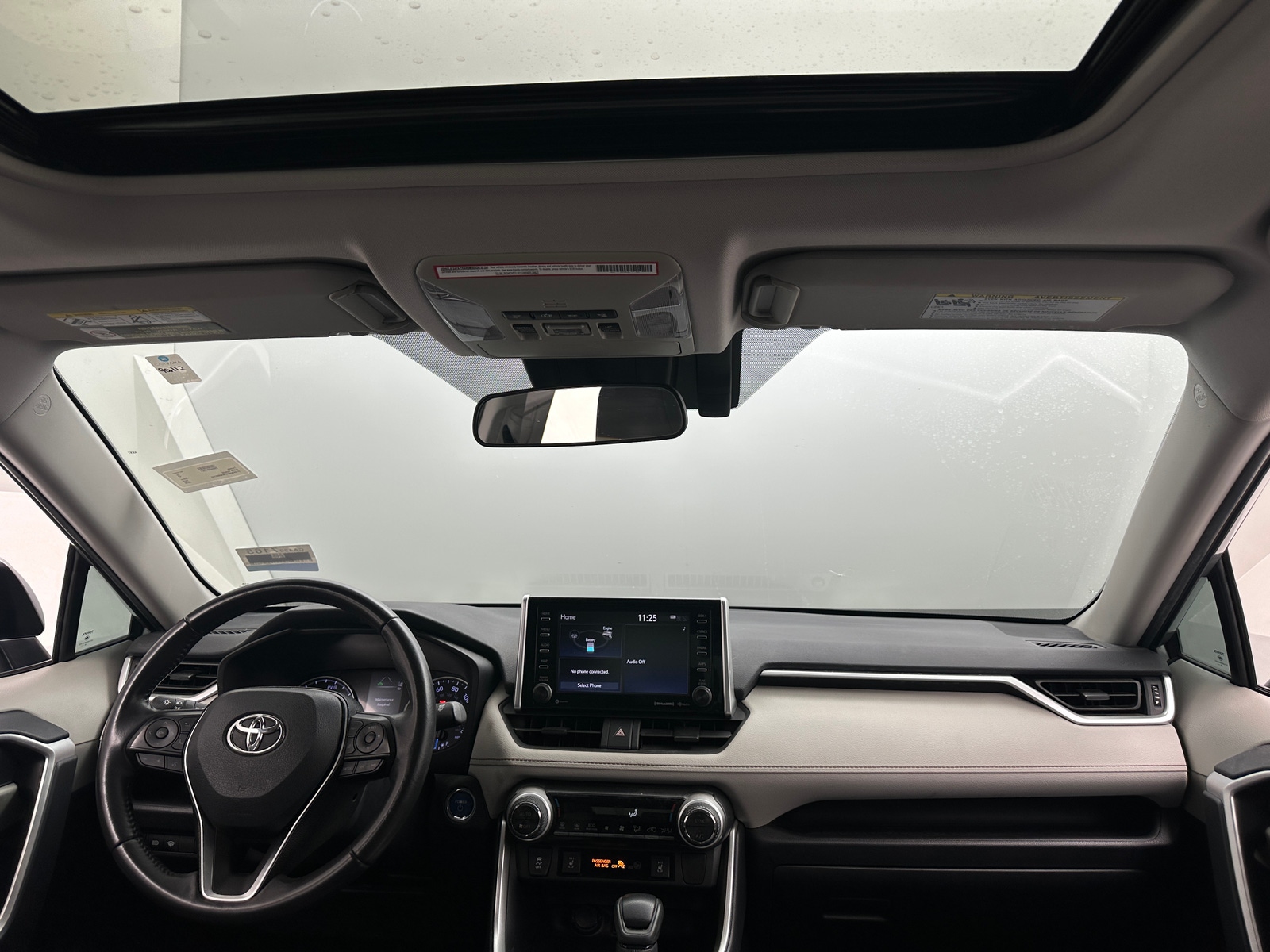 Thumbnail: 2019 Toyota RAV4 - 3