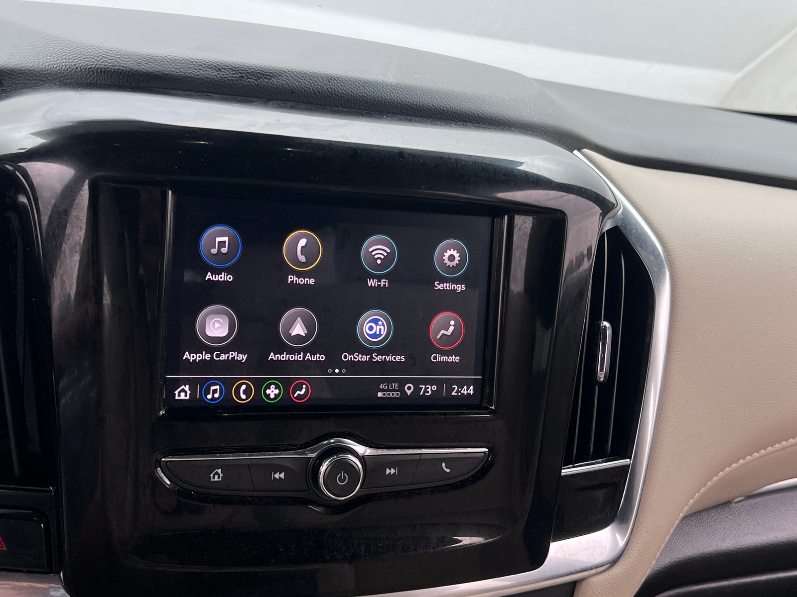 Thumbnail: 2022 Chevrolet Traverse - 4