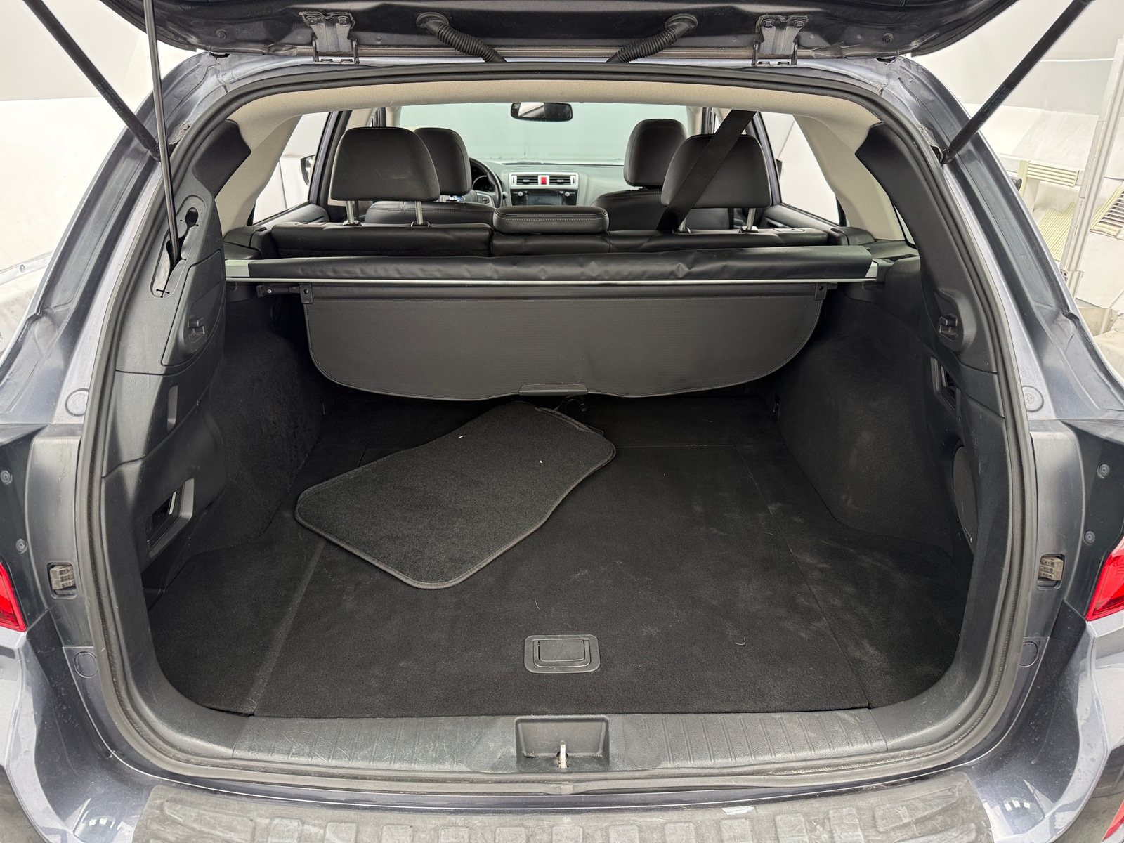 Thumbnail: 2015 Subaru Outback - 6