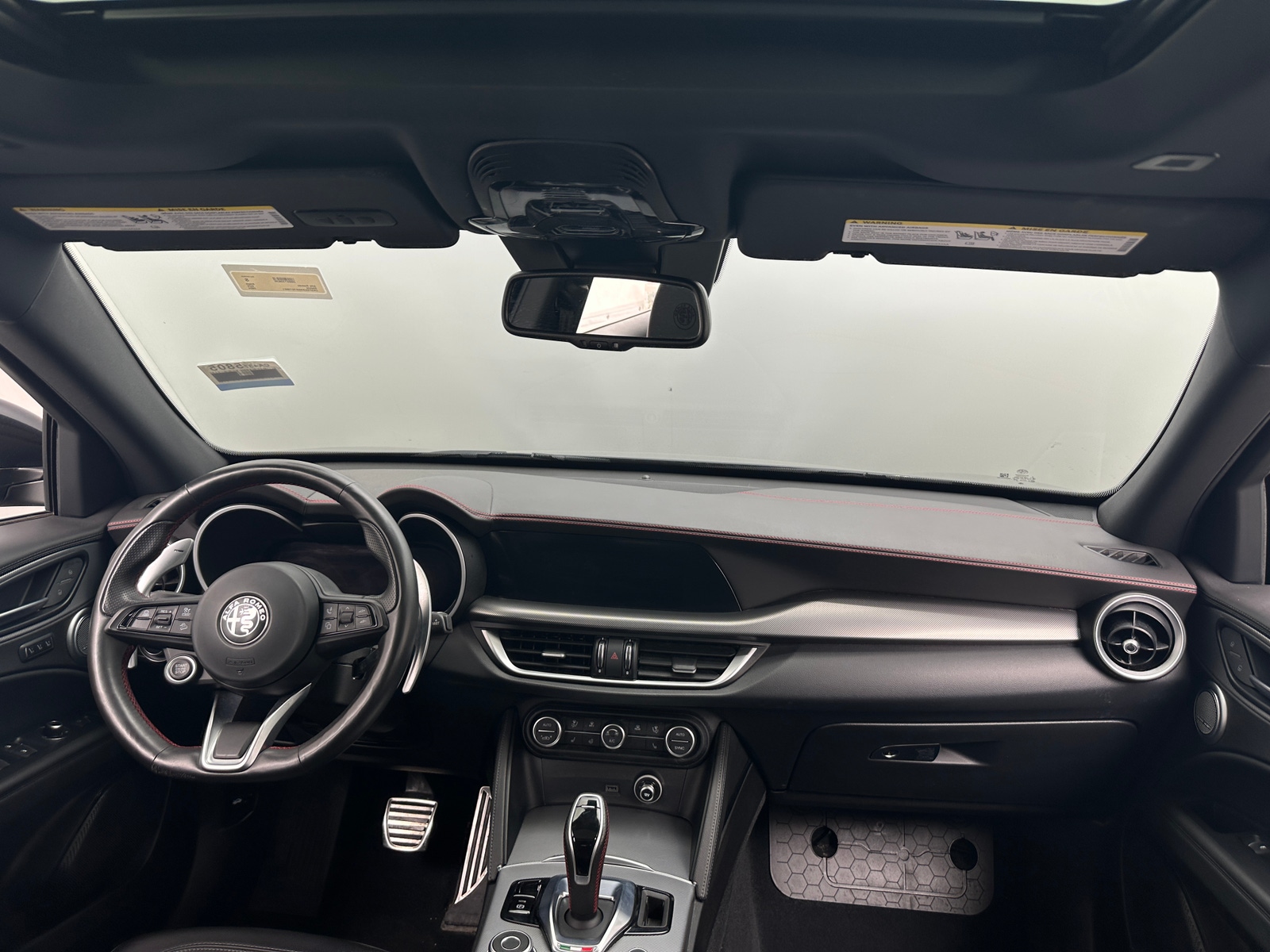 Thumbnail: 2024 Alfa Romeo Stelvio - 2