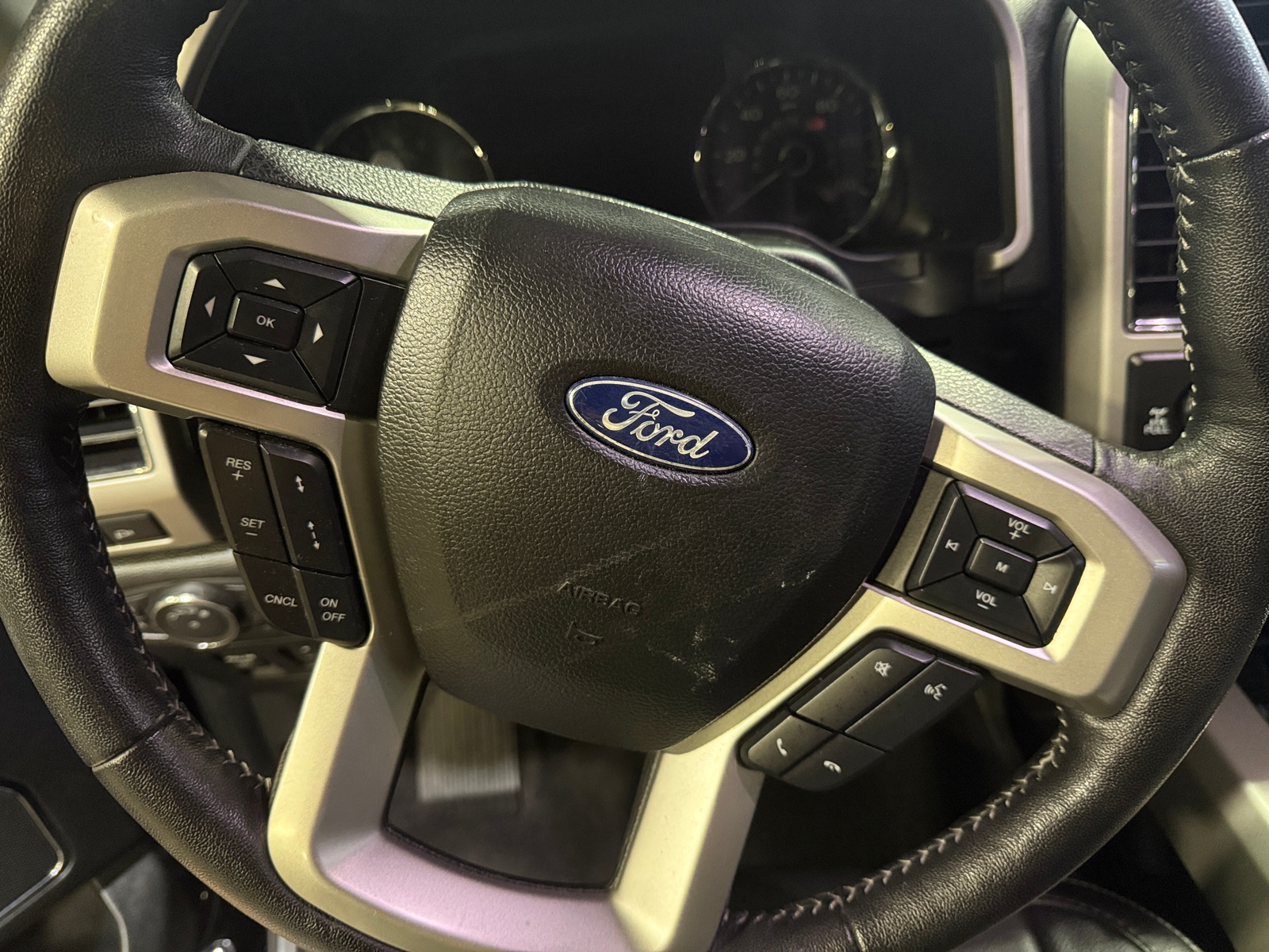Thumbnail: 2020 Ford Econoline - 4