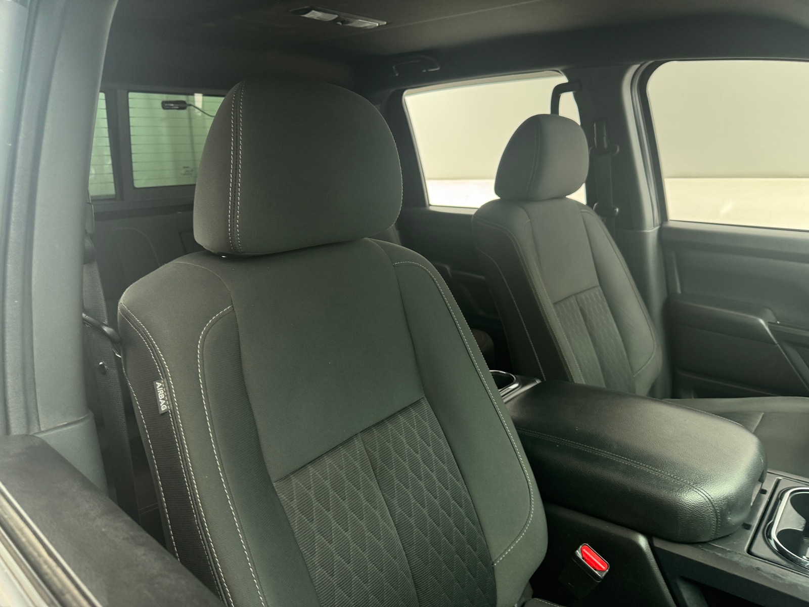 Thumbnail: 2019 Nissan Titan - 2