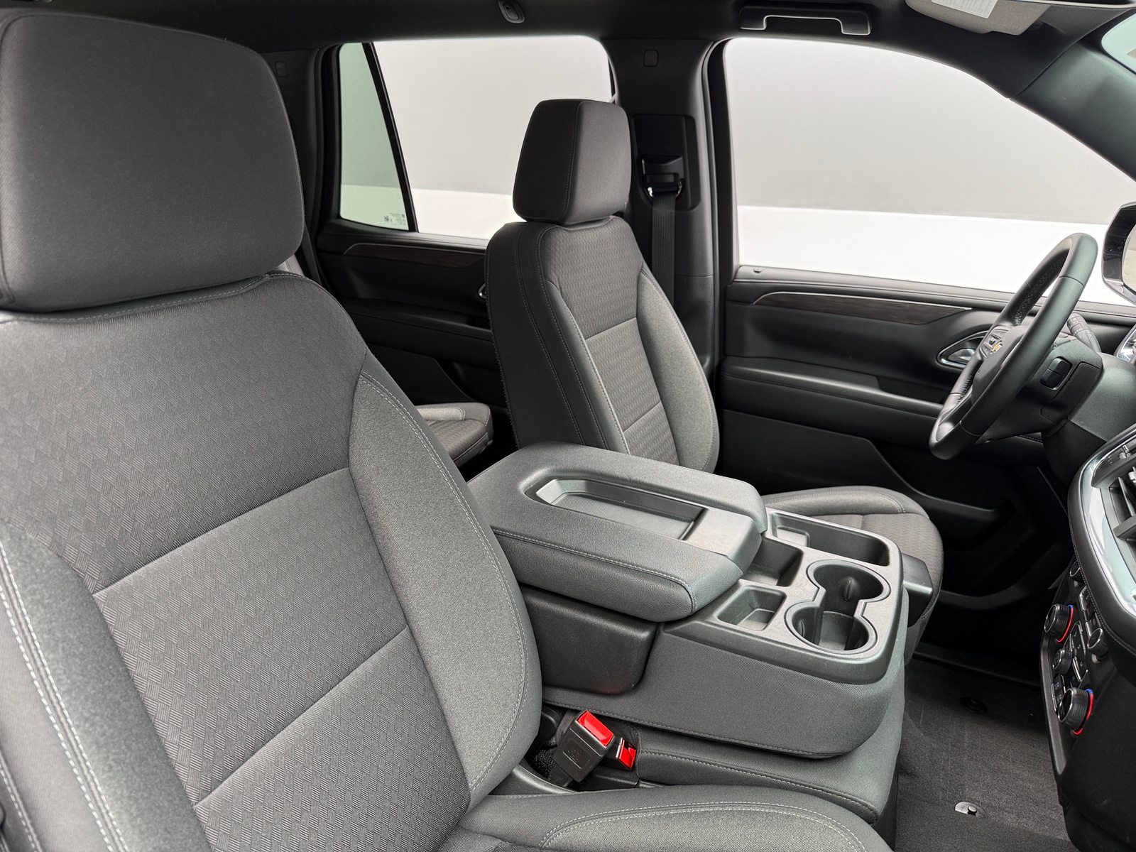 Thumbnail: 2023 Chevrolet Tahoe - 2