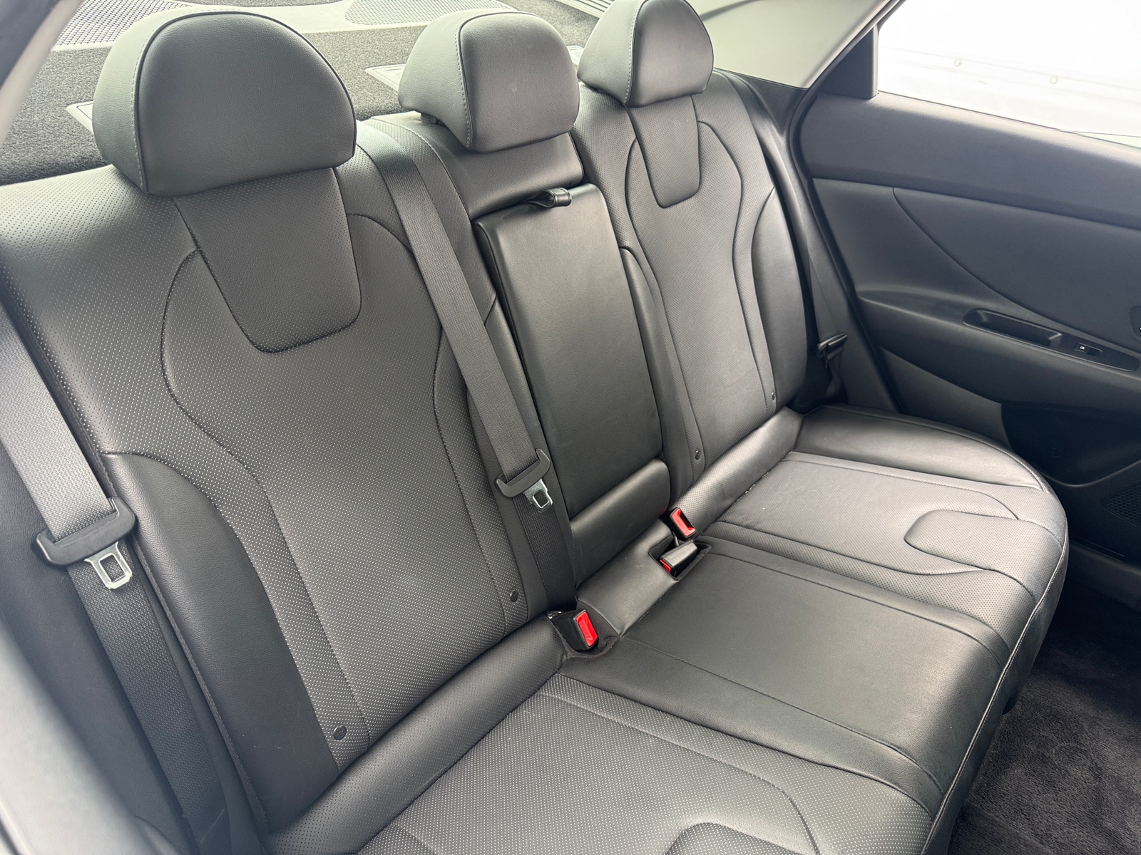 Thumbnail: 2023 Hyundai Elantra - 5