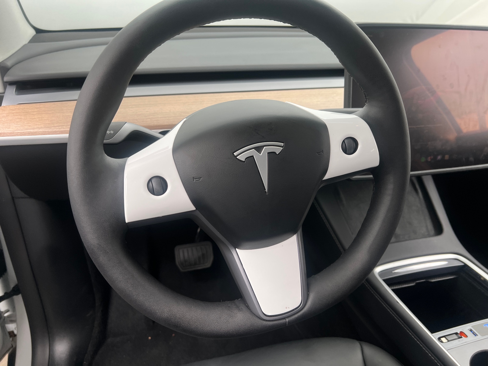 Thumbnail: 2025 Tesla Model Y - 4