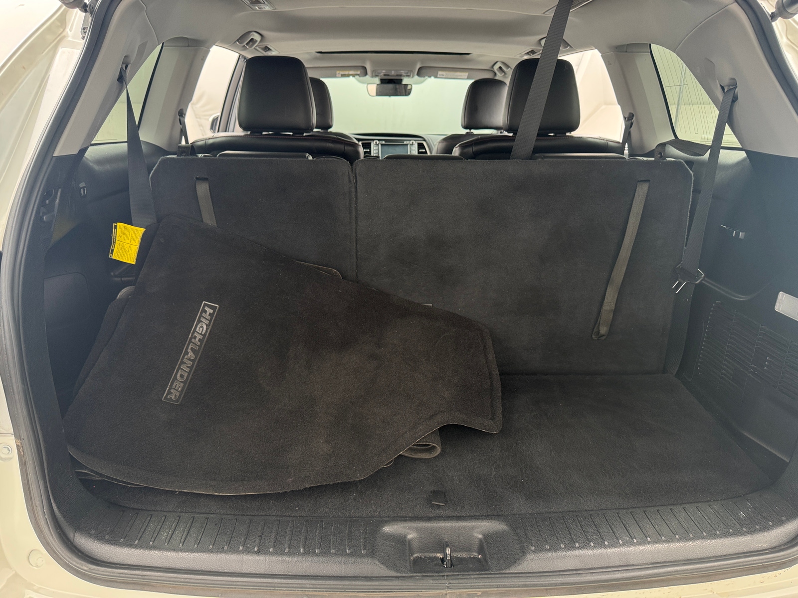 Thumbnail: 2019 Toyota Highlander - 6