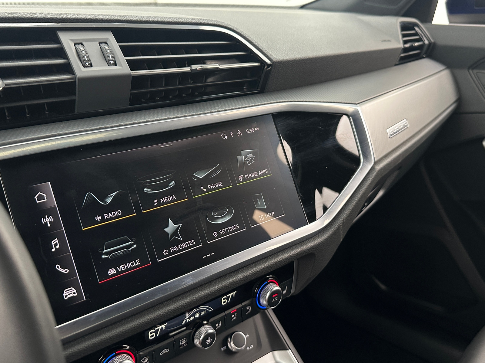 Thumbnail: 2025 Audi Q3 - 3