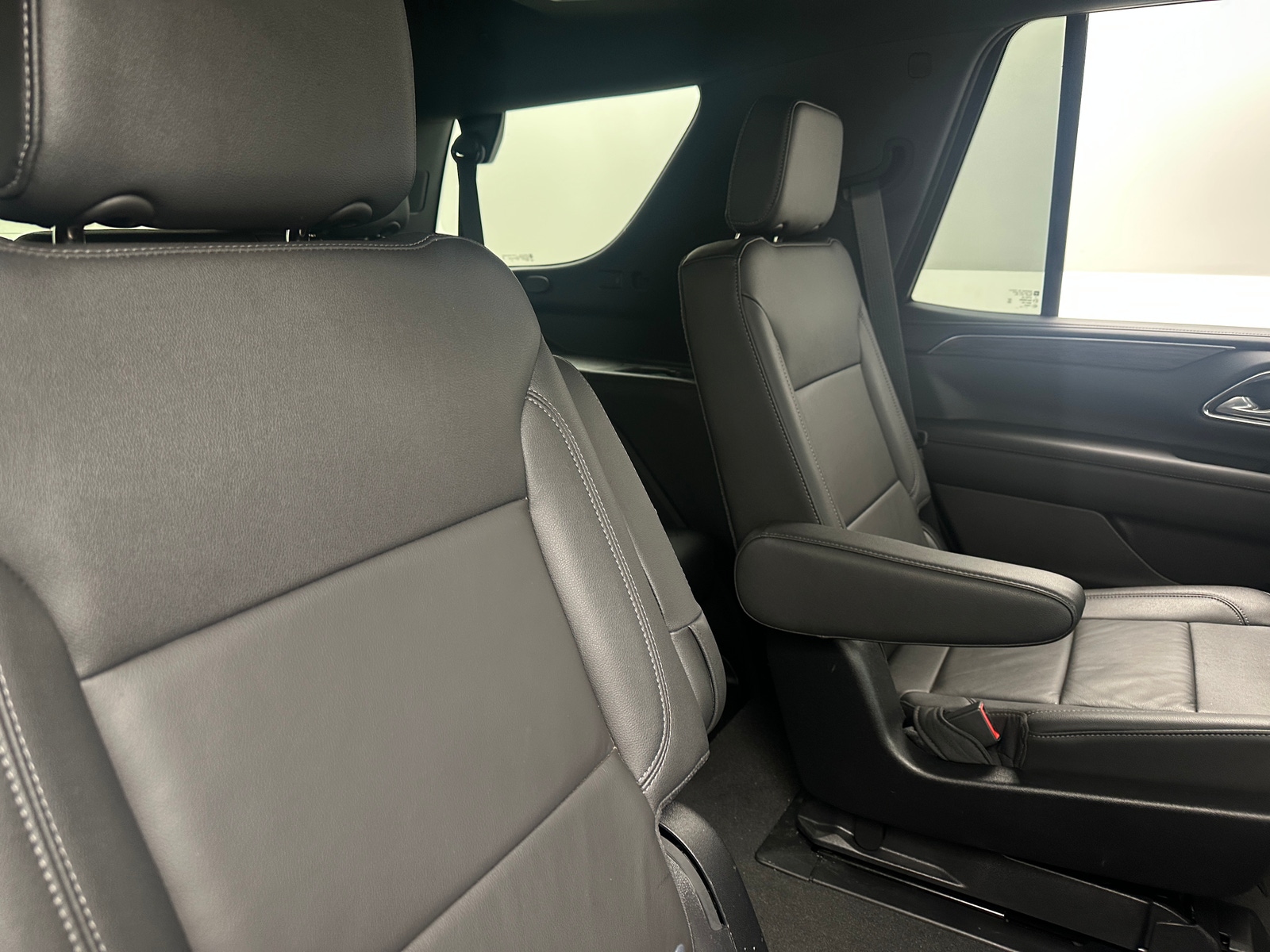 Thumbnail: 2021 Chevrolet Tahoe - 5