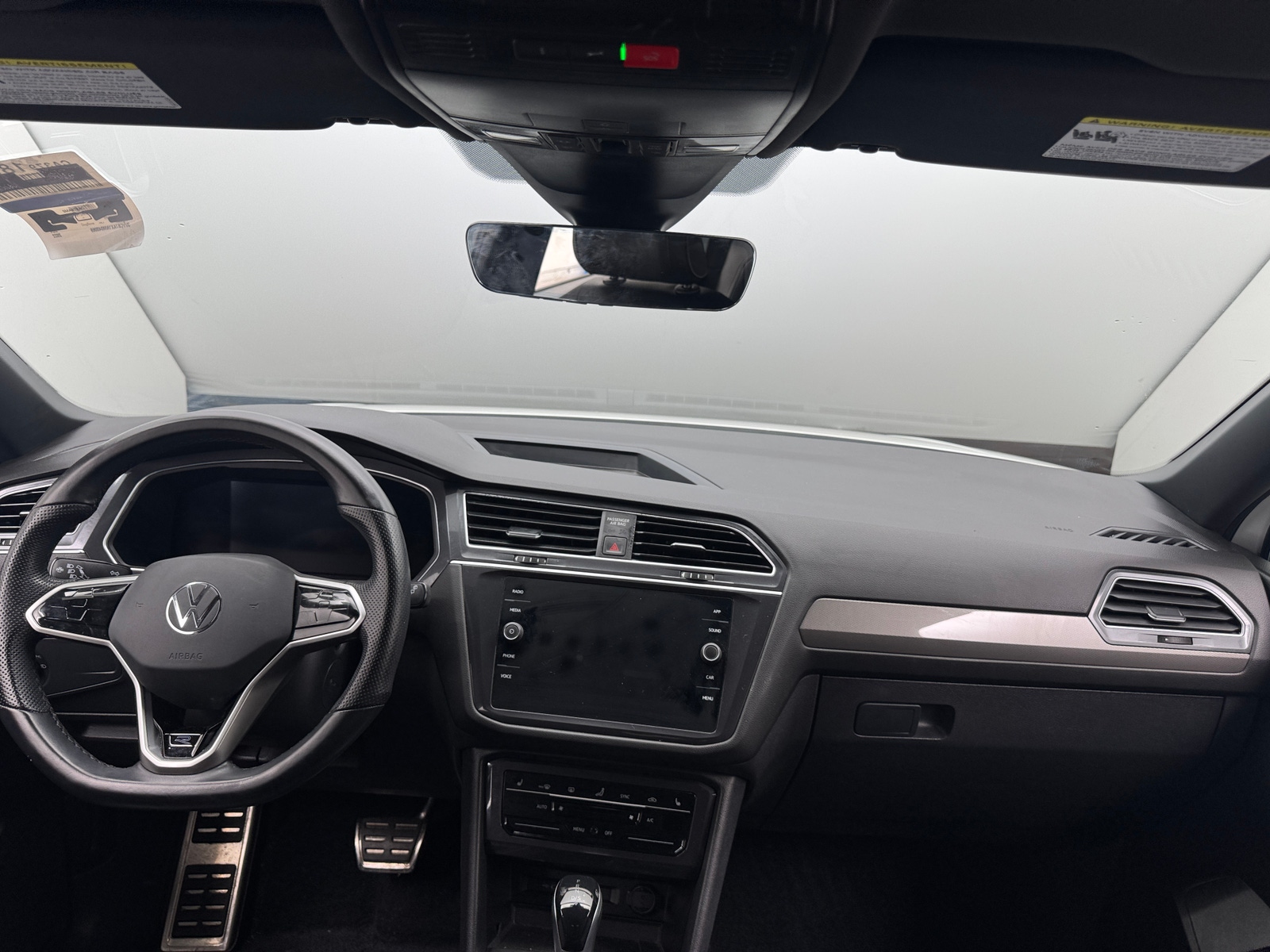 Thumbnail: 2022 Volkswagen Tiguan - 2
