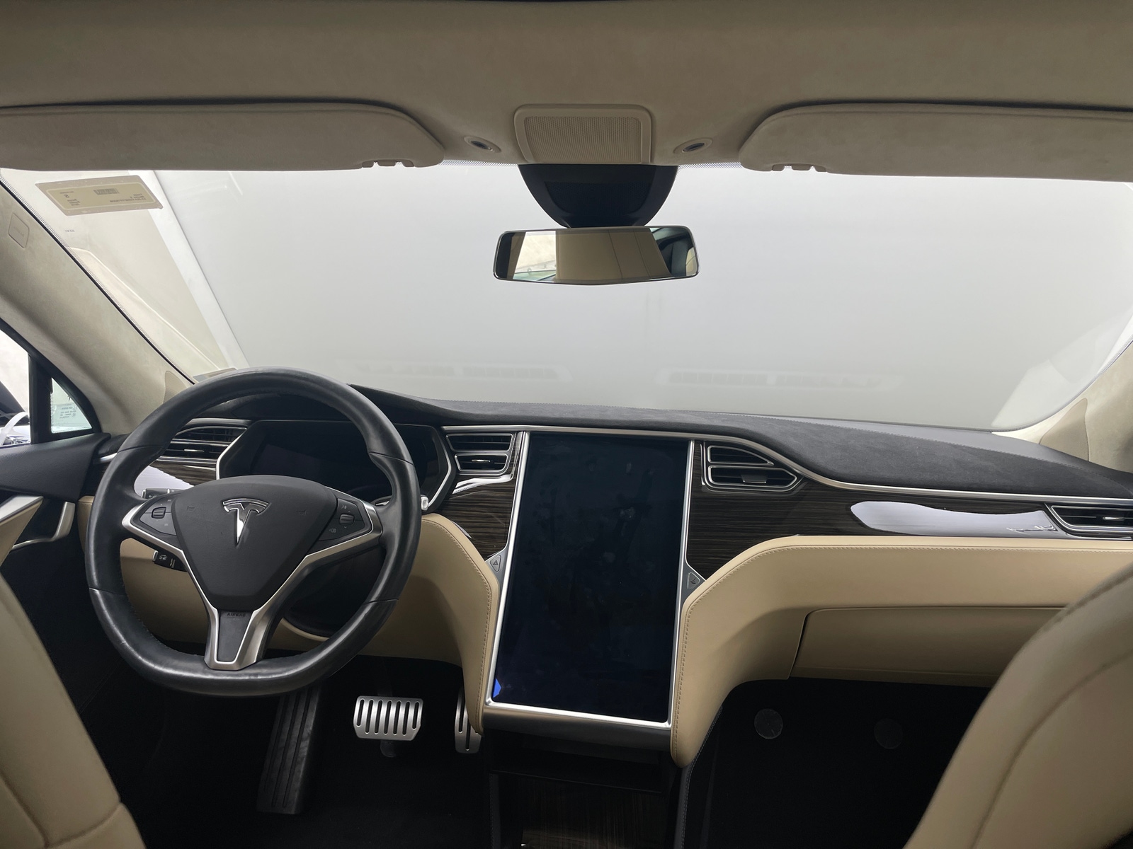 Thumbnail: 2015 Tesla Model S - 3