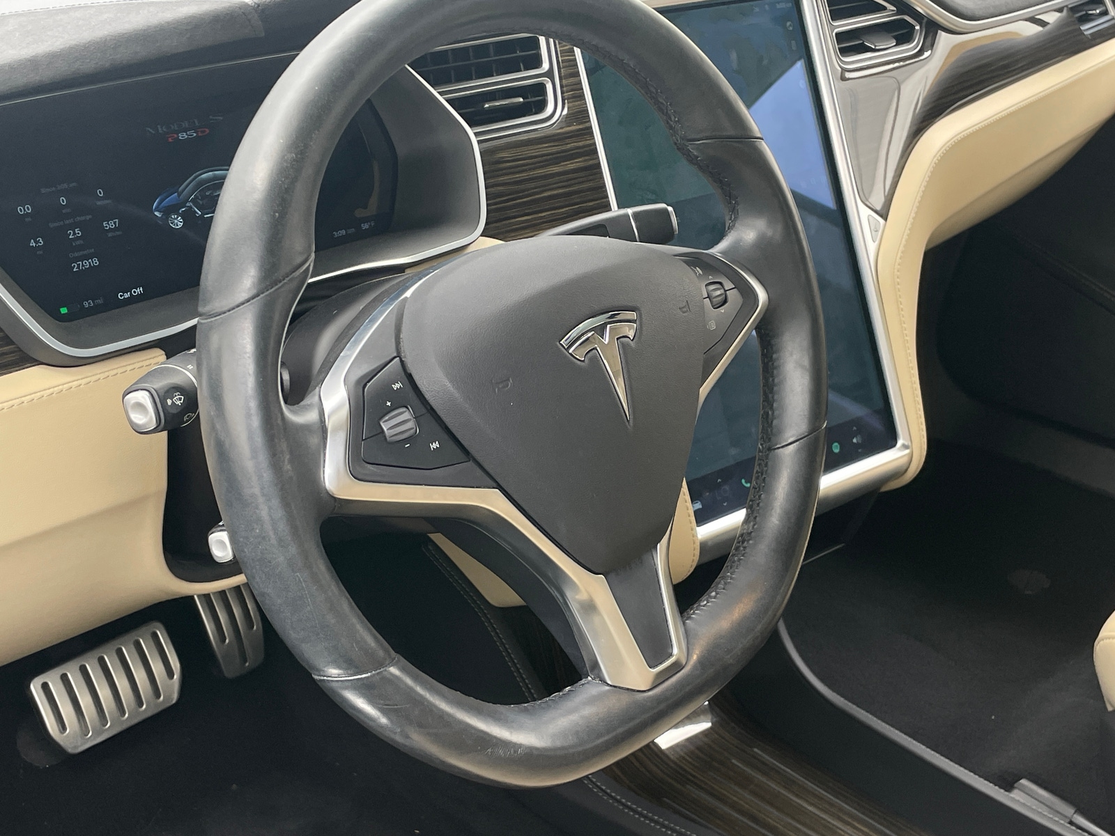Thumbnail: 2015 Tesla Model S - 5