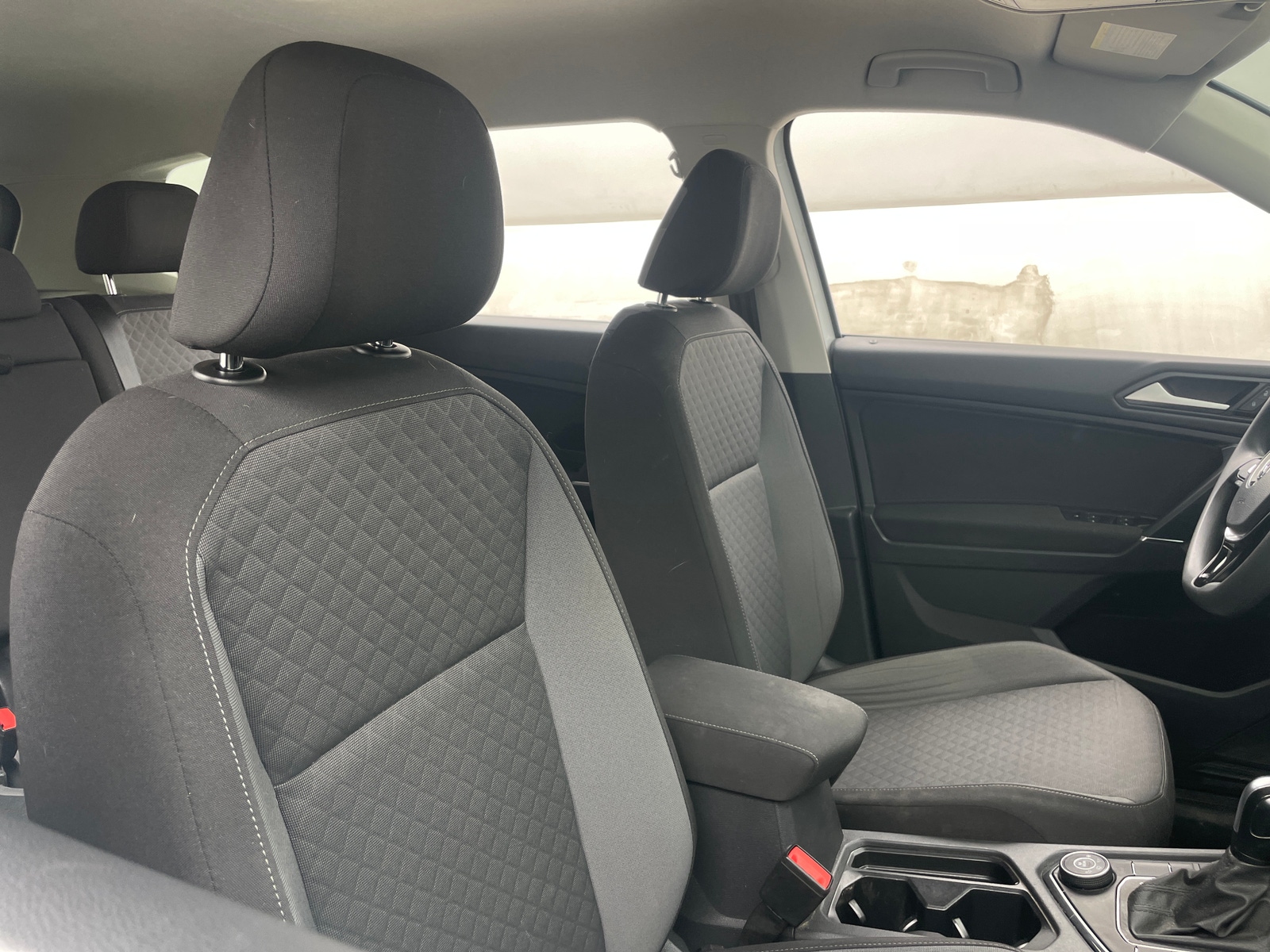 Thumbnail: 2020 Volkswagen Tiguan - 2