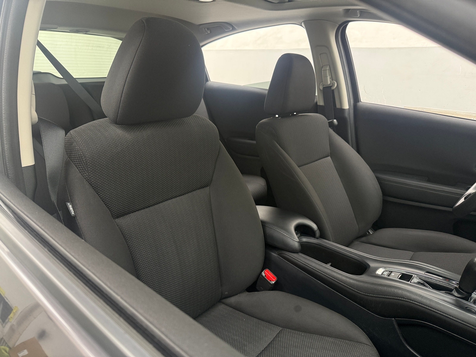 Thumbnail: 2017 Honda HR-V - 2