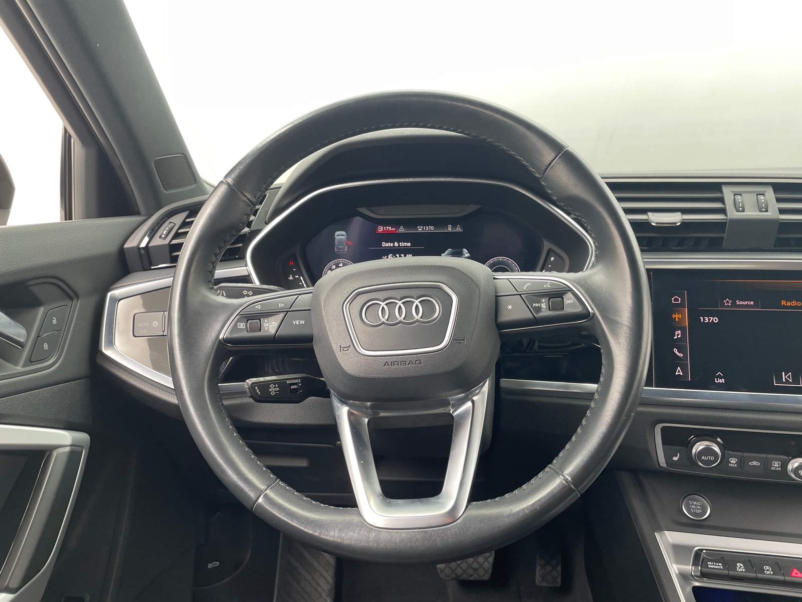 Thumbnail: 2020 Audi Q3 - 4