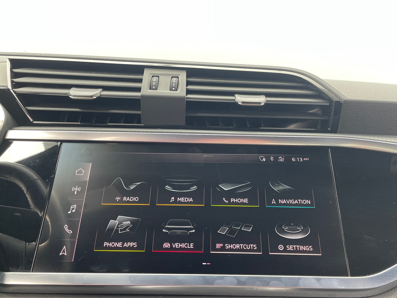 Thumbnail: 2020 Audi Q3 - 3