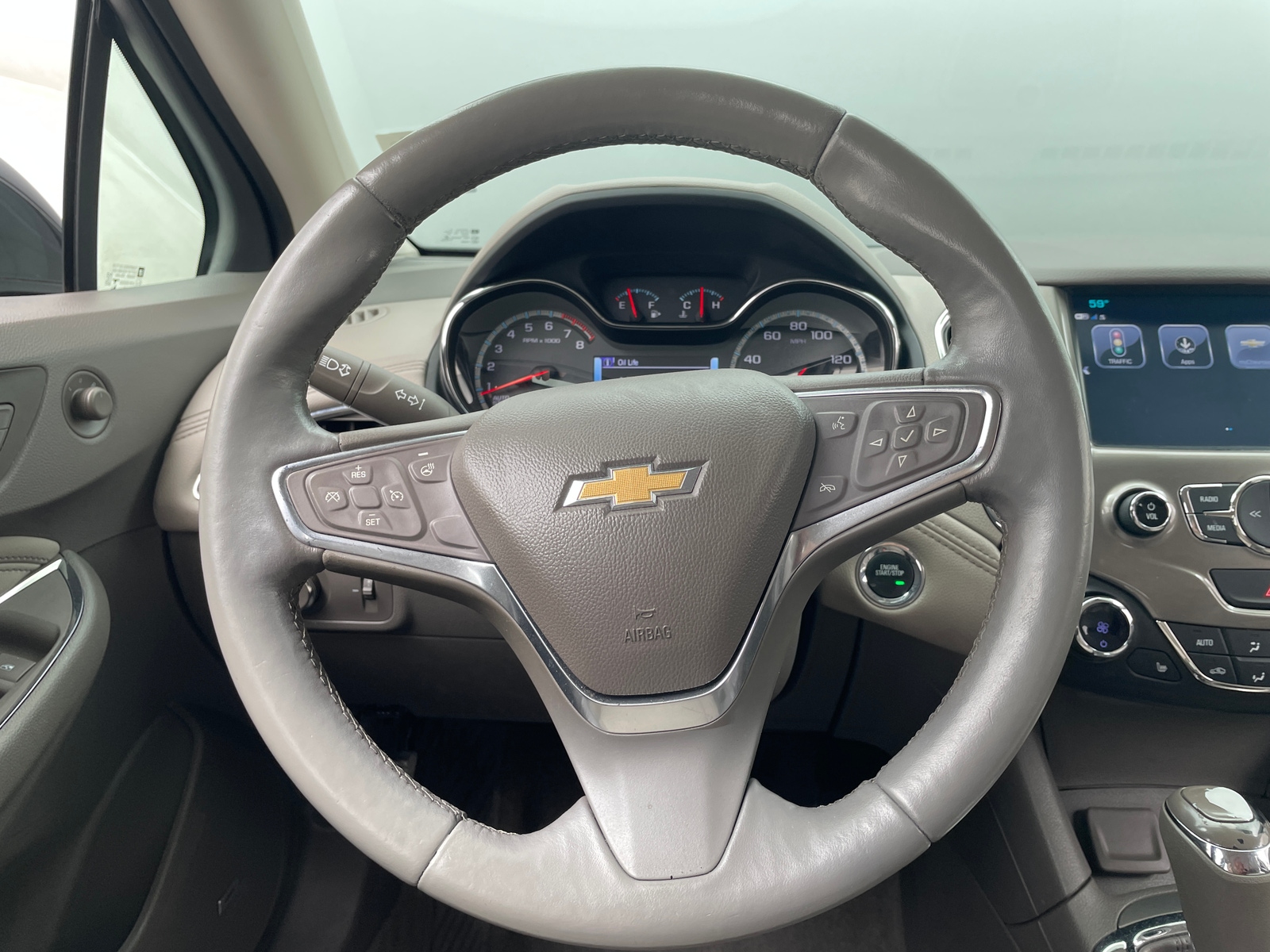 Thumbnail: 2018 Chevrolet Cruze - 4