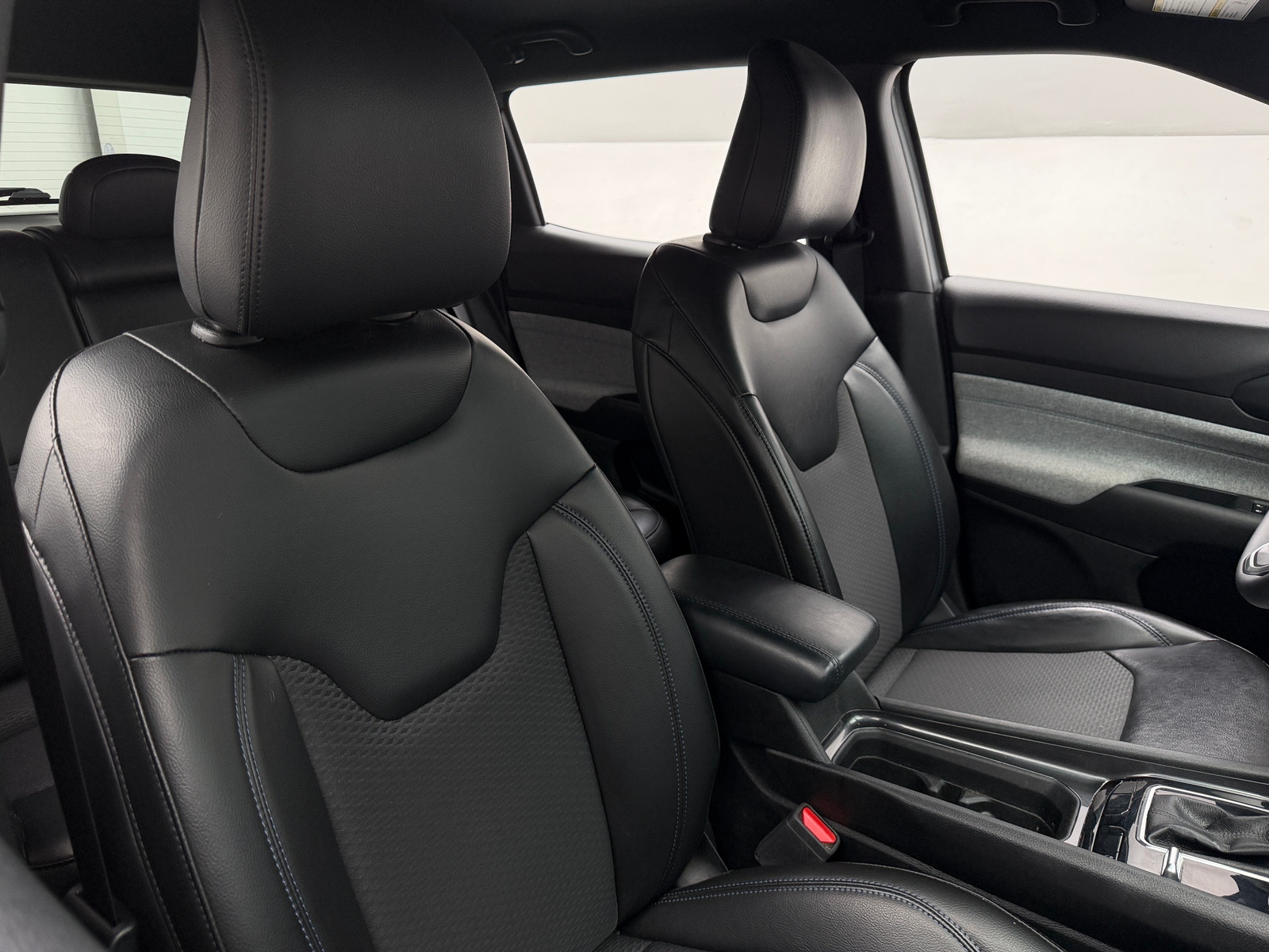 Thumbnail: 2023 Jeep Compass - 2