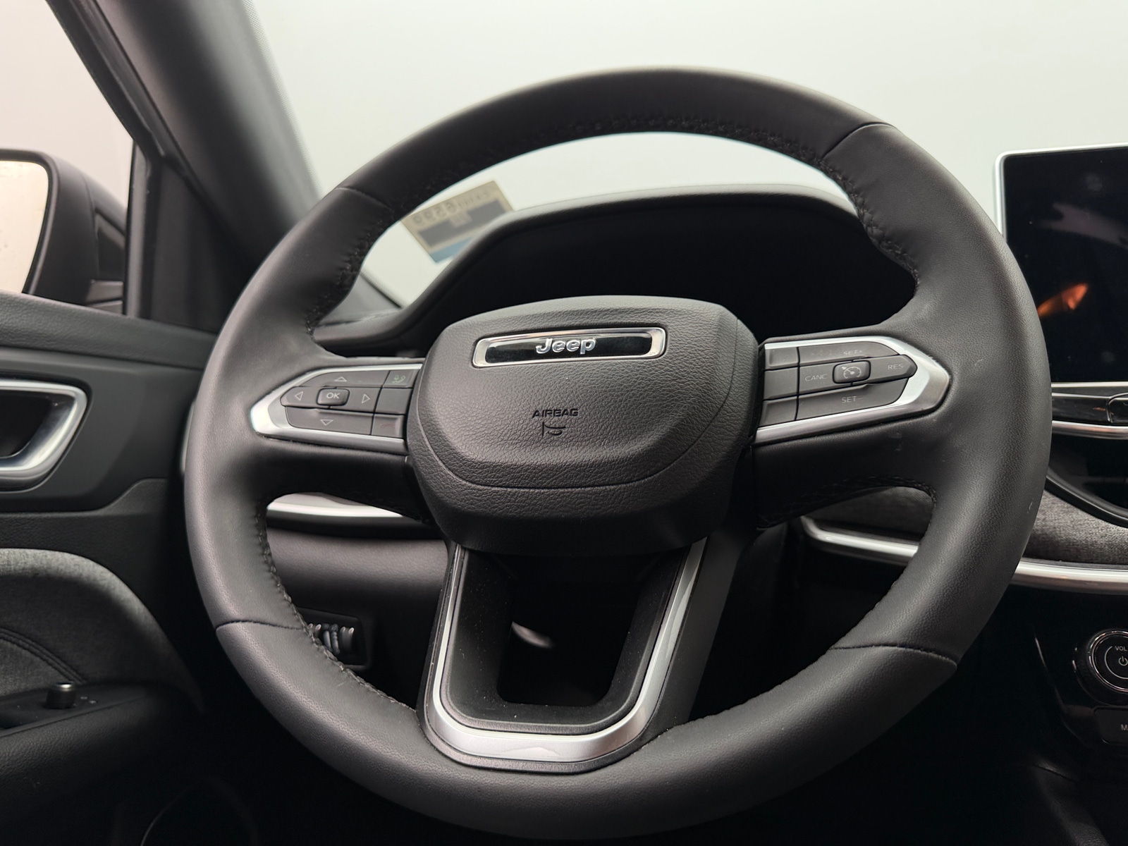 Thumbnail: 2023 Jeep Compass - 5