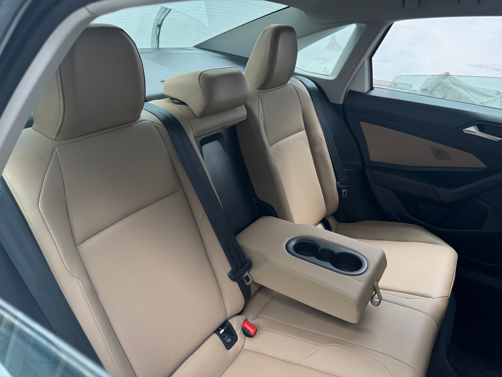 Thumbnail: 2019 Volkswagen Jetta - 5