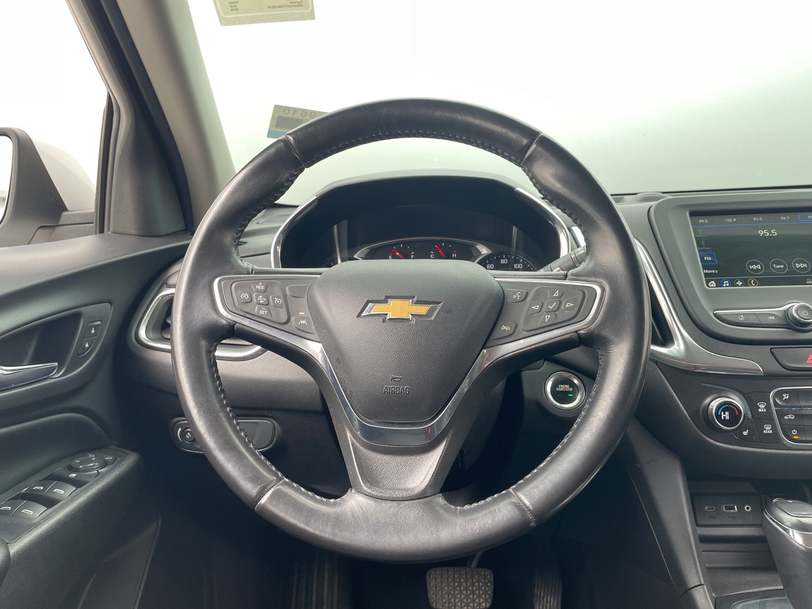 Thumbnail: 2019 Chevrolet Equinox - 5