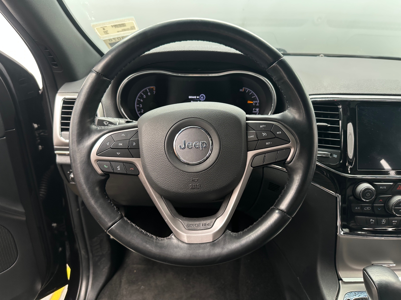 Thumbnail: 2021 Jeep Grand Cherokee - 4