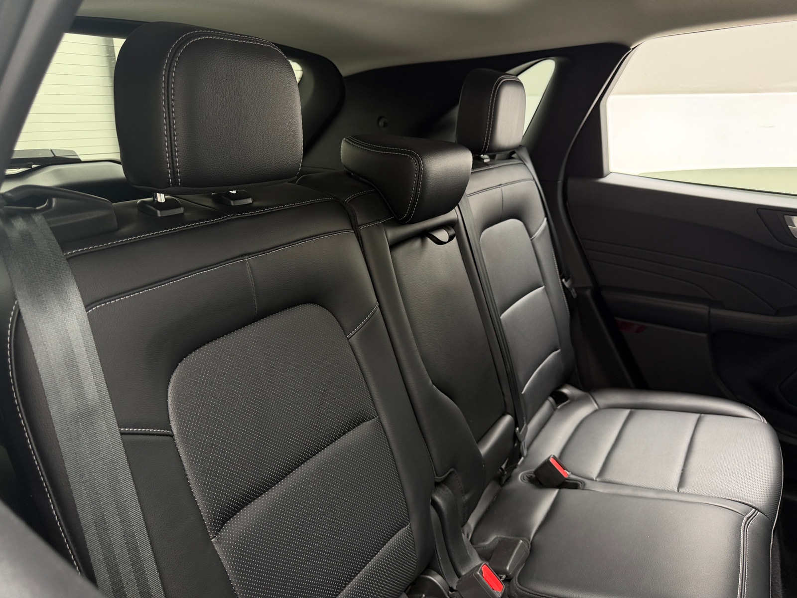 Thumbnail: 2021 Ford Escape - 5