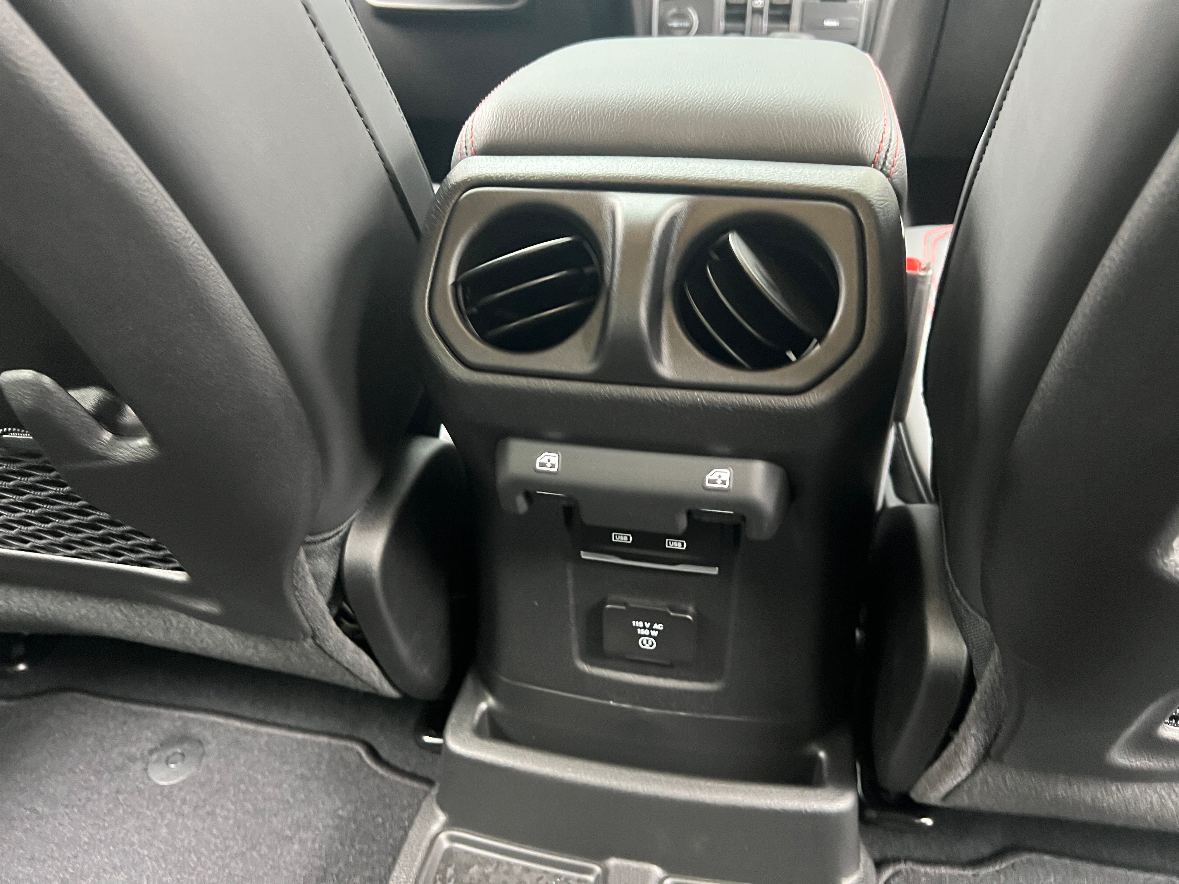 2026 Jeep Wrangler Rubicon X's photo