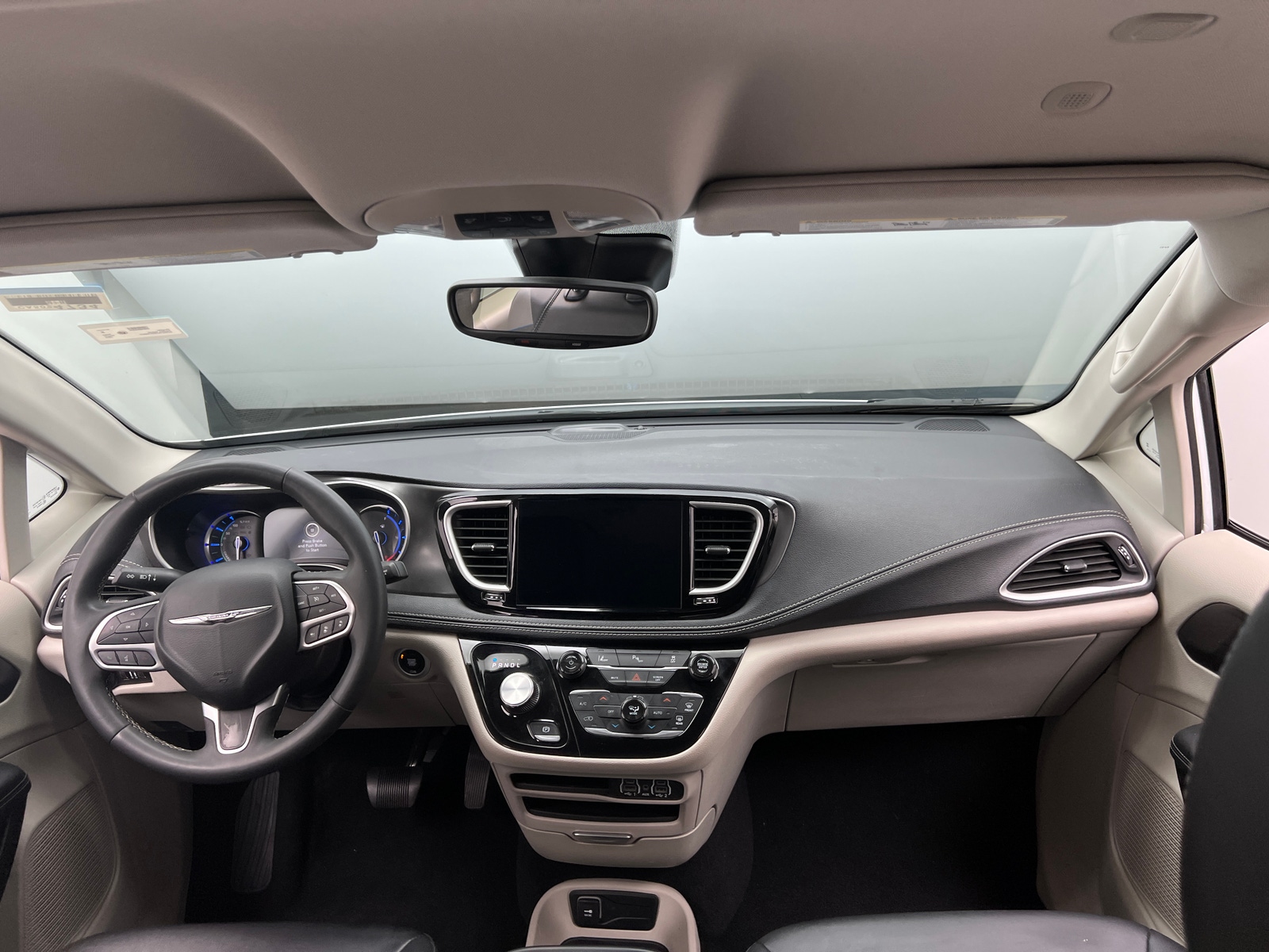 Thumbnail: 2024 Chrysler Pacifica - 2
