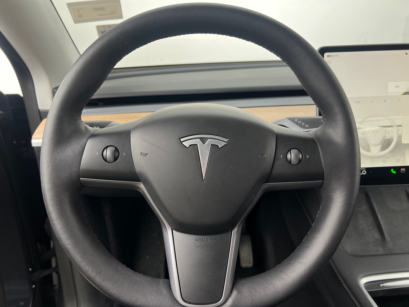 Thumbnail: 2023 Tesla Model Y - 4