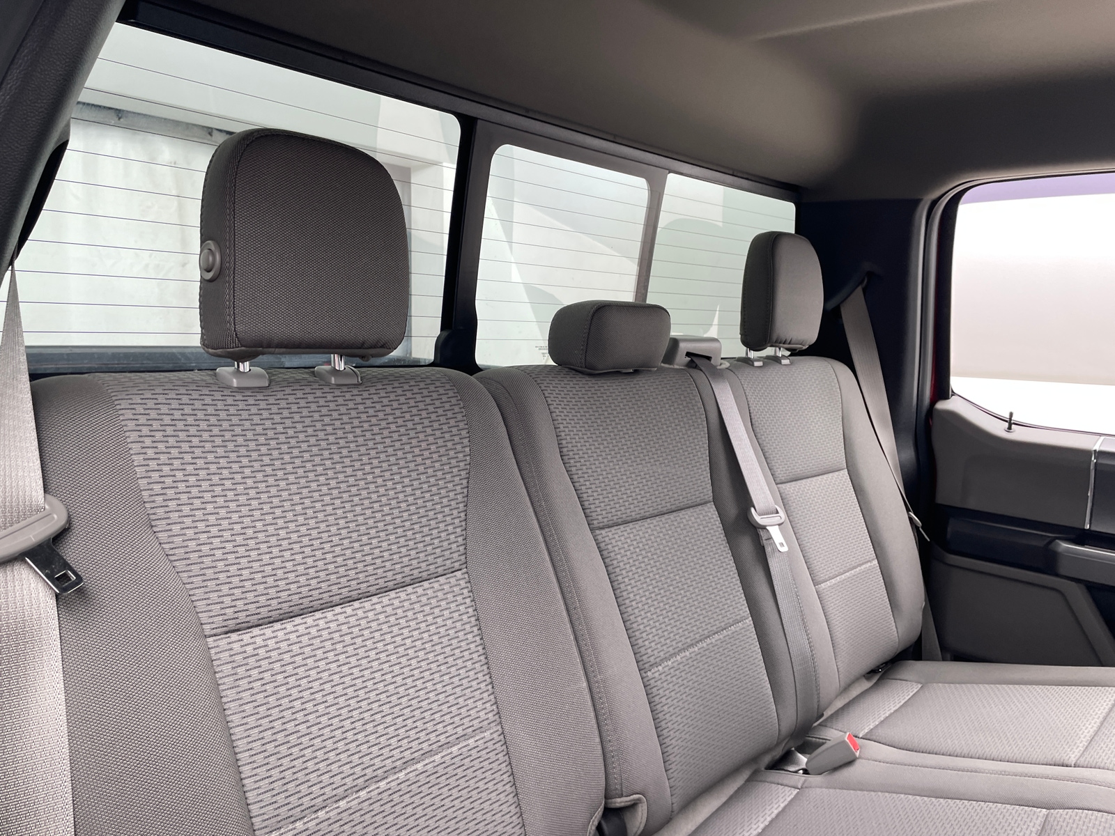 Thumbnail: 2018 Ford Econoline - 6