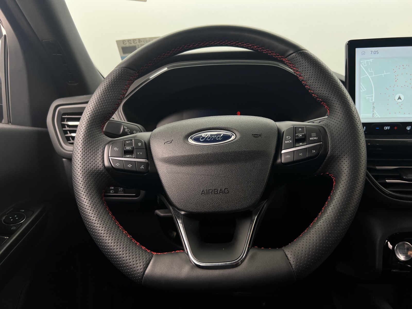 Thumbnail: 2023 Ford Escape - 4