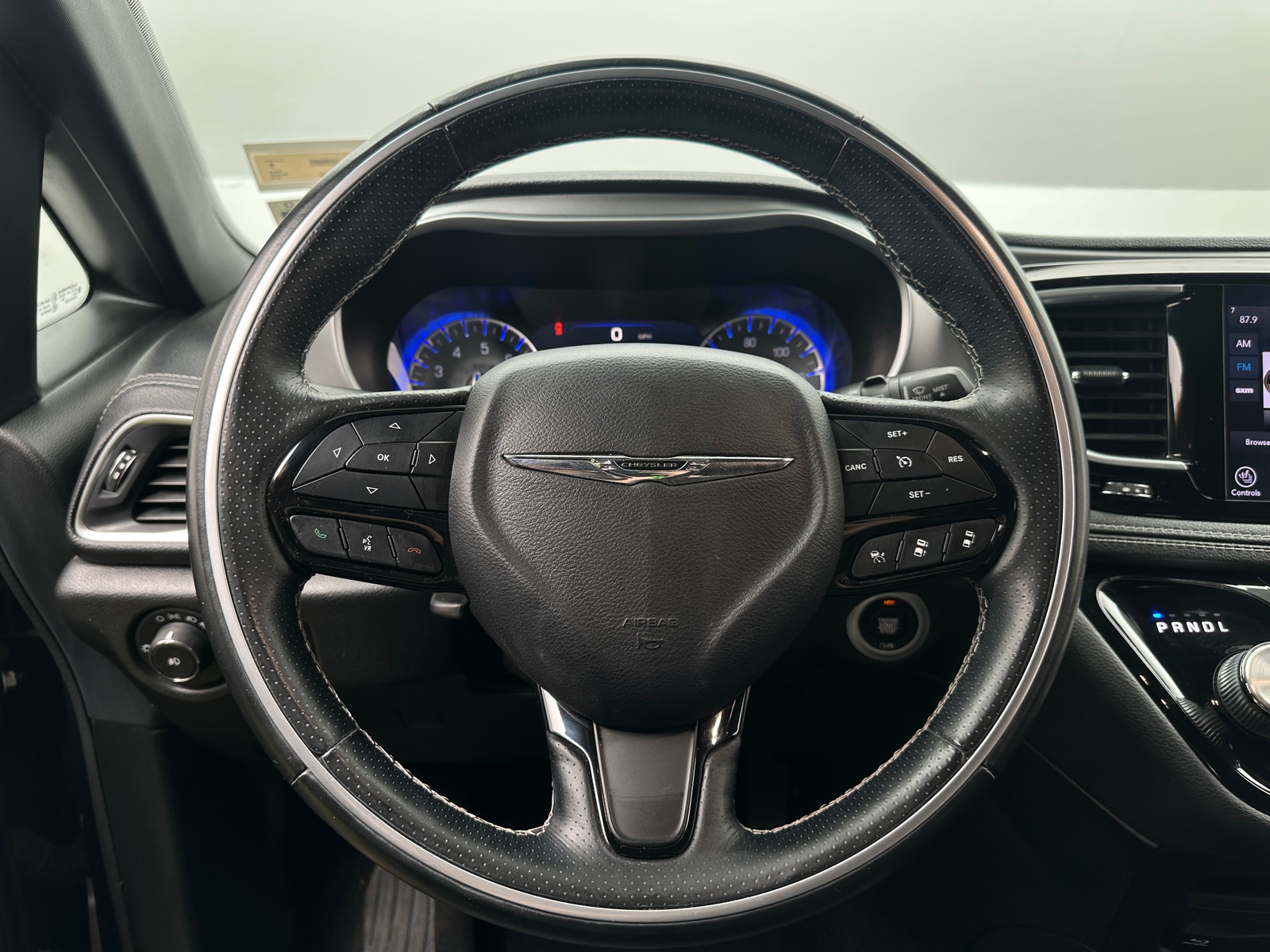 Thumbnail: 2018 Chrysler Pacifica - 4
