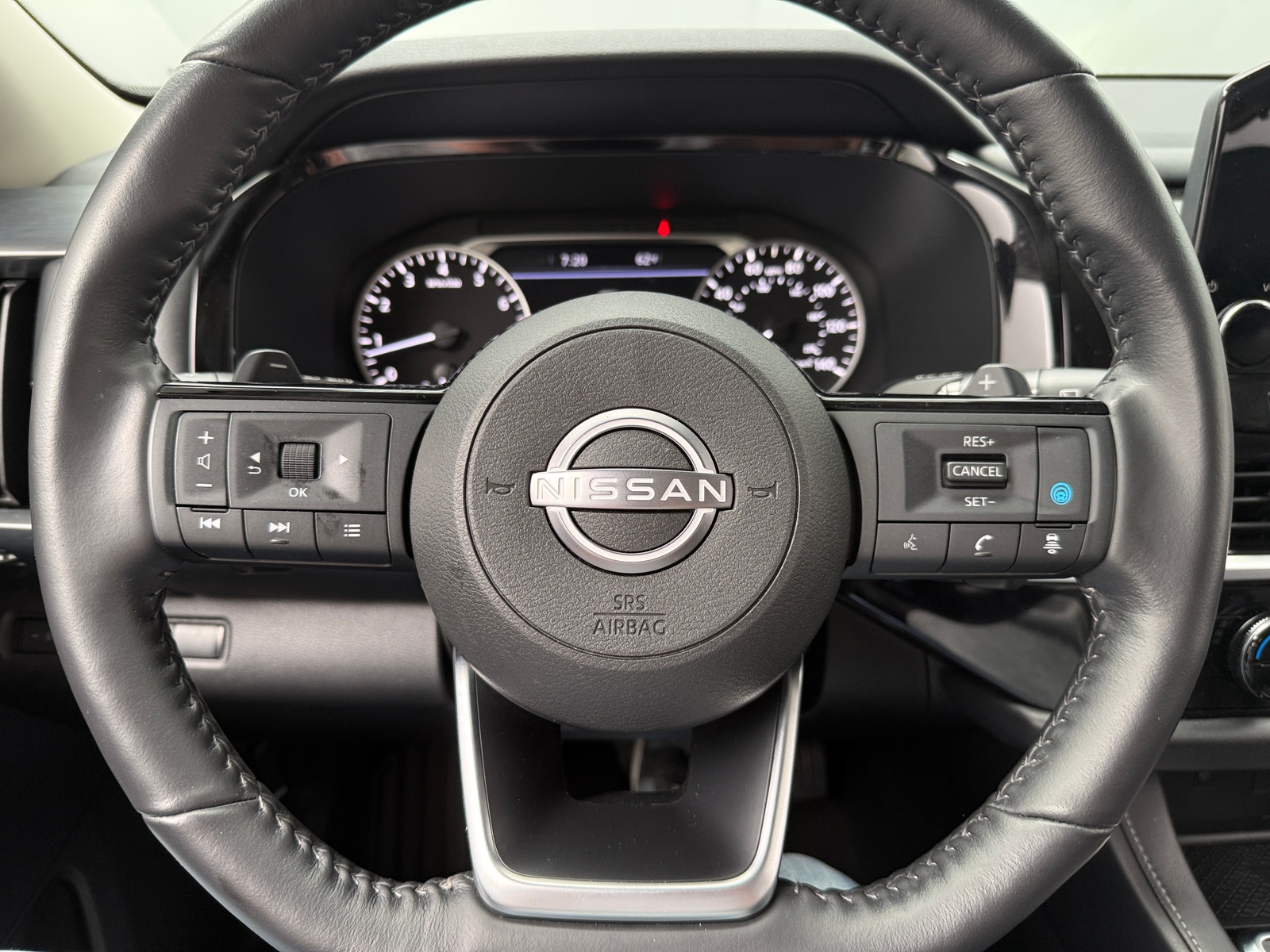 Thumbnail: 2024 Nissan Pathfinder - 4