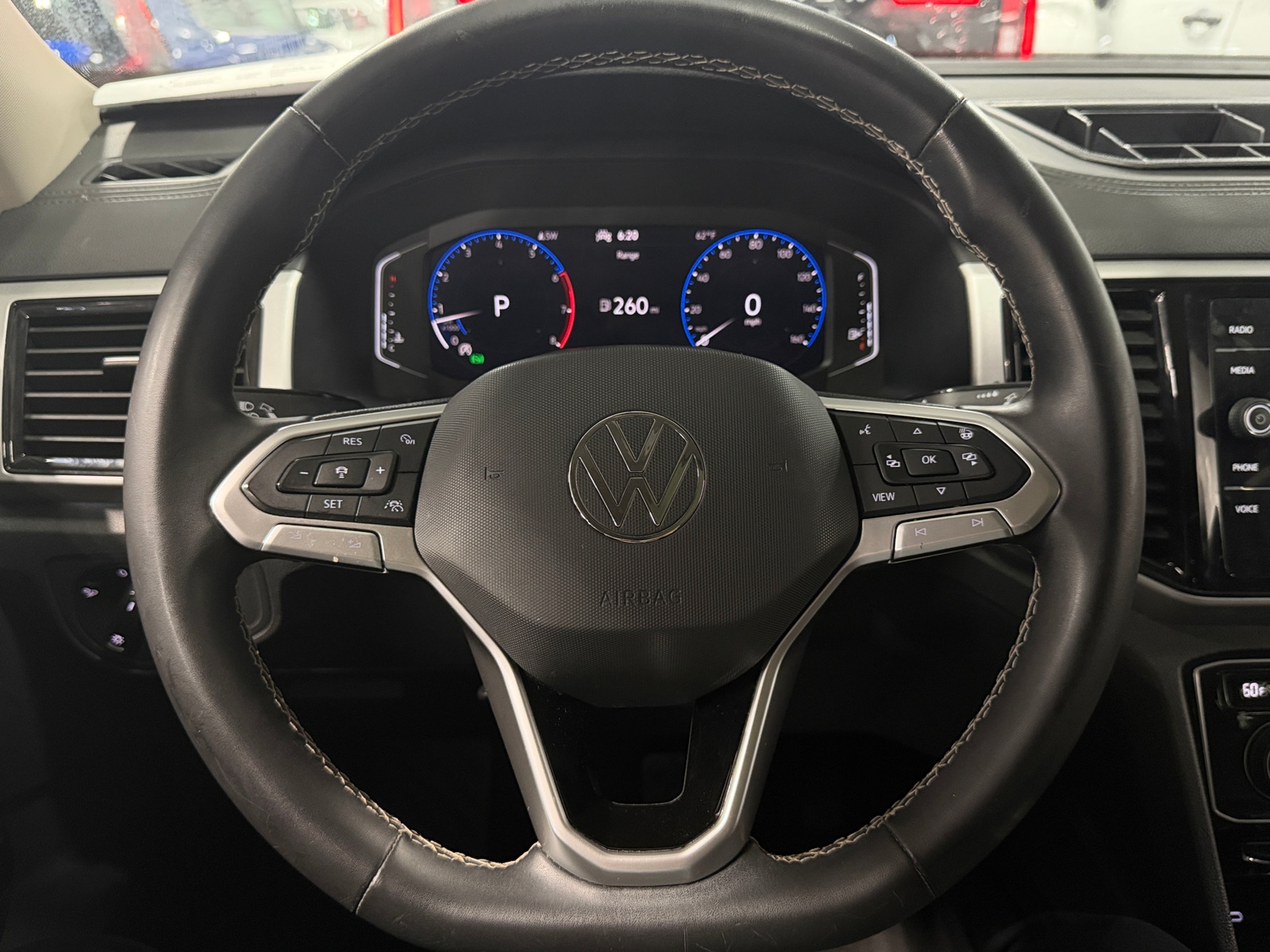 Thumbnail: 2021 Volkswagen Atlas - 4