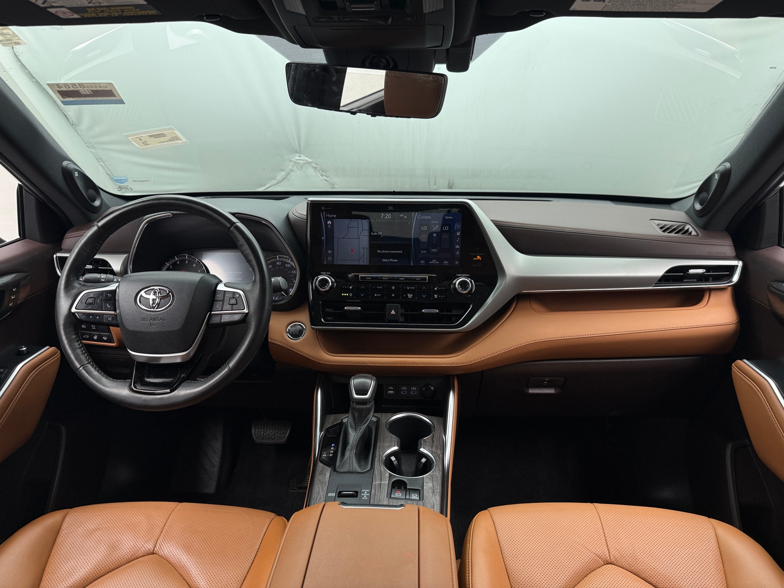 Thumbnail: 2022 Toyota Highlander - 2