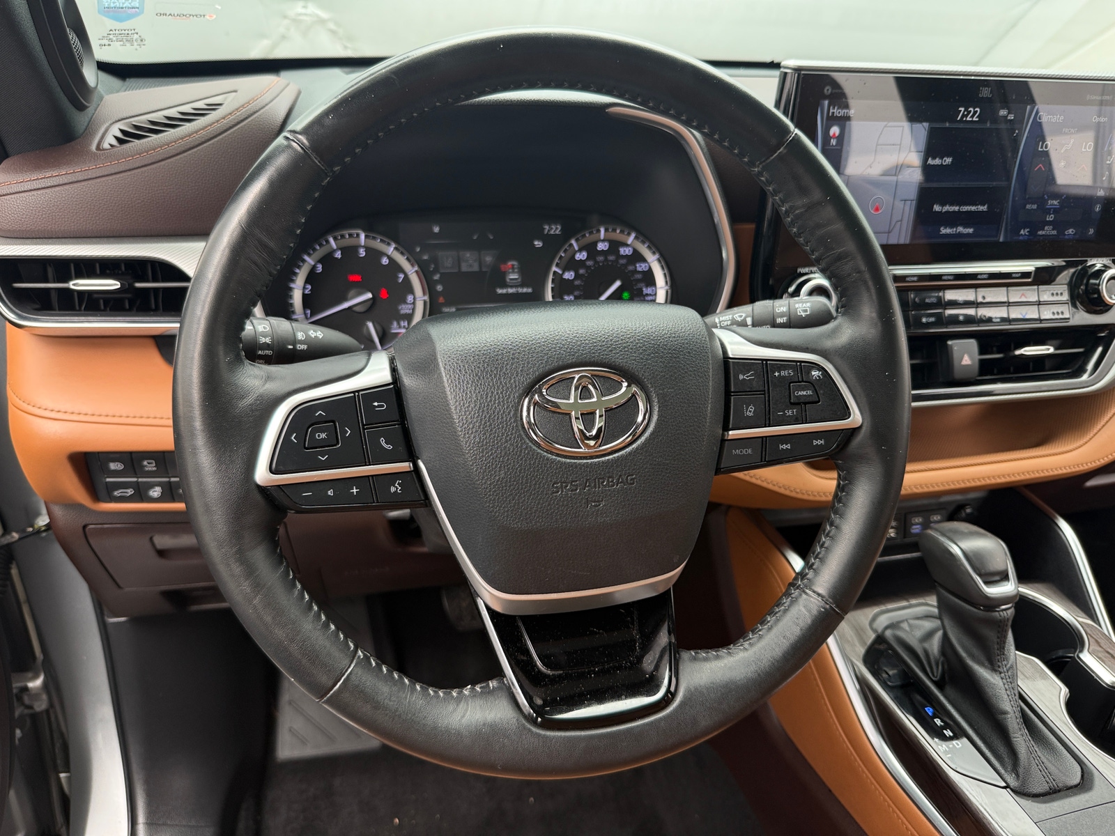 Thumbnail: 2022 Toyota Highlander - 4